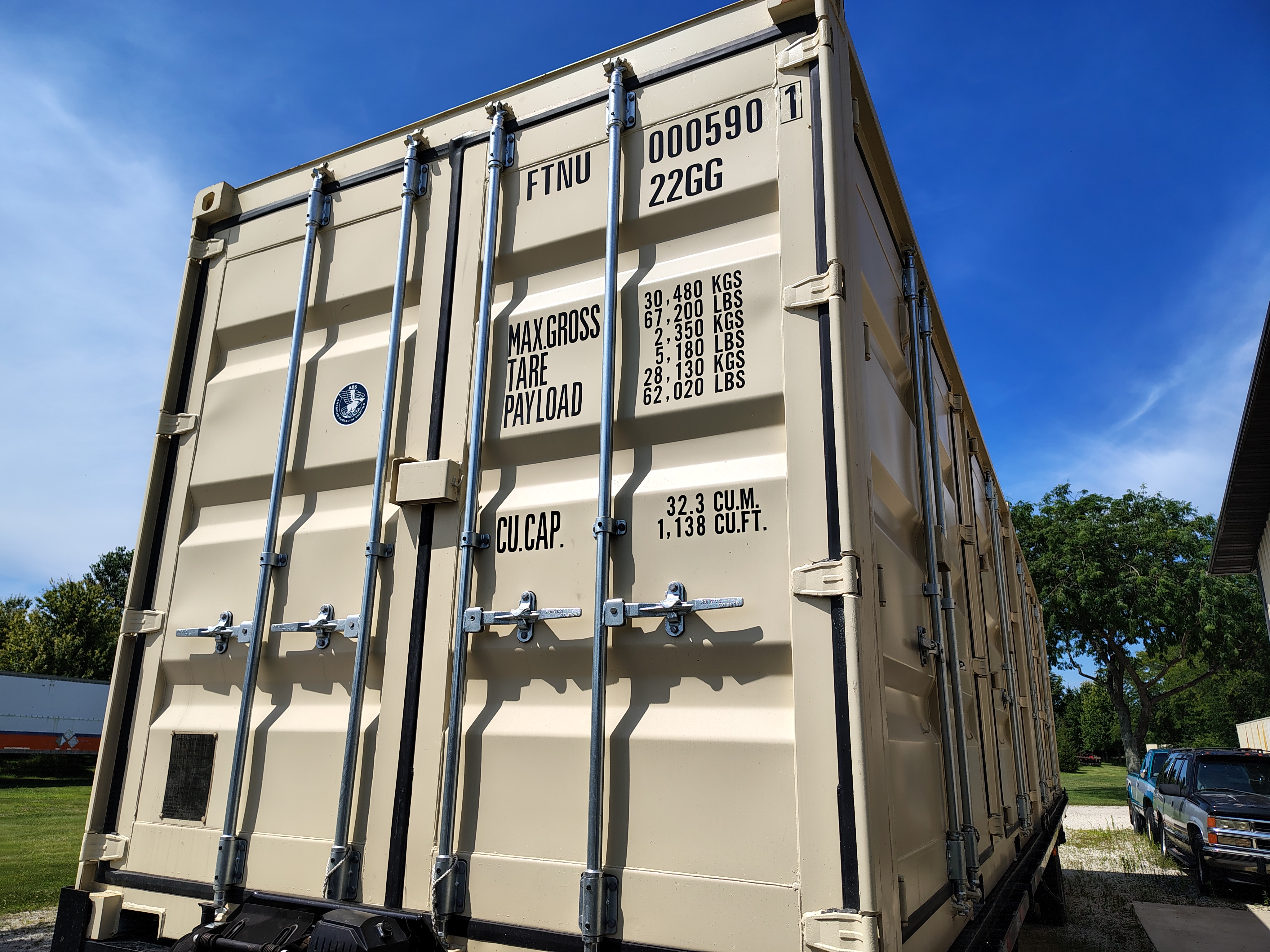 Used 20 Long x 8 Wide - ST Side Doors One Tripper