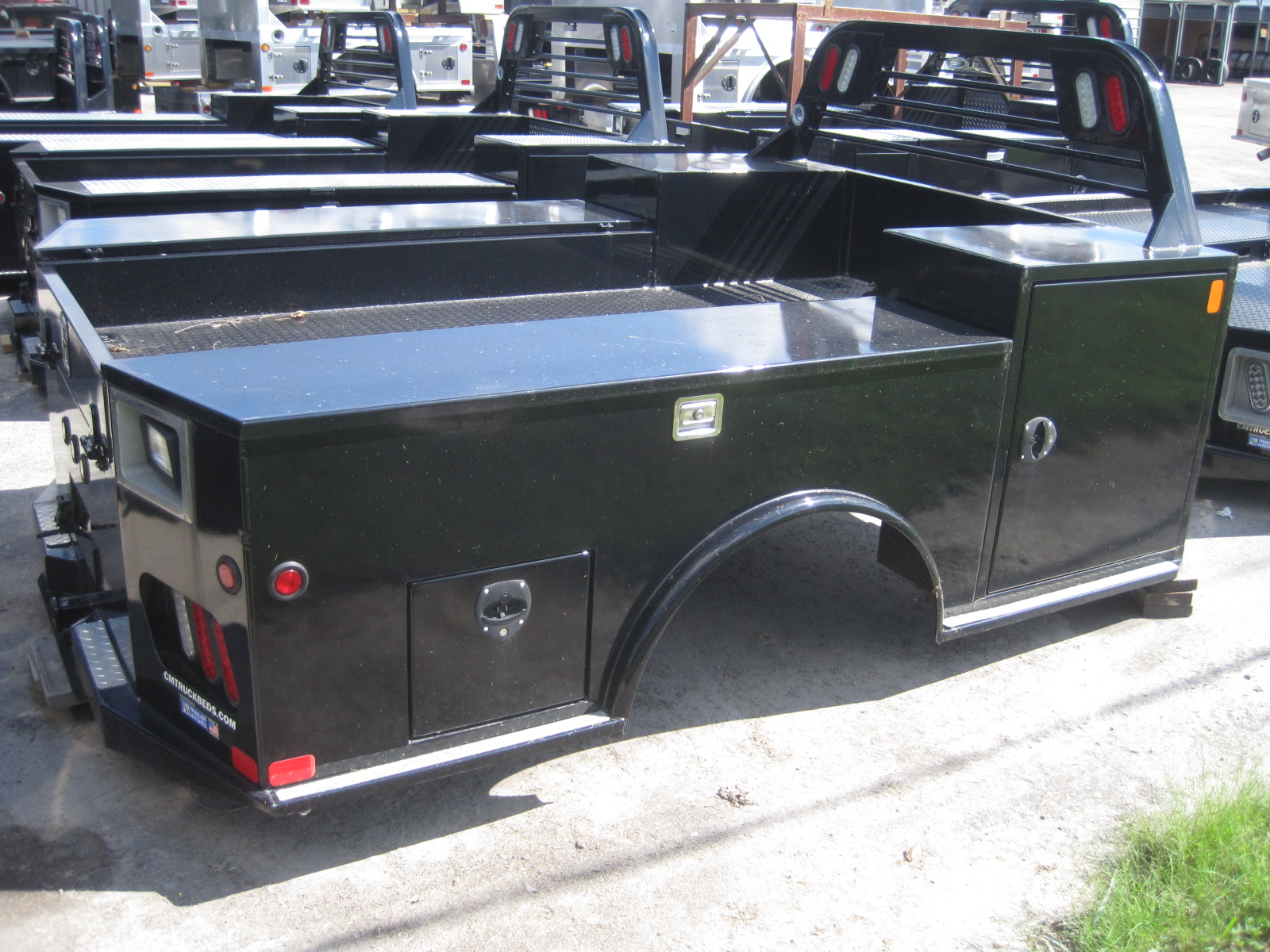 AS IS CM 9.3 x 90 TM Truck Bed