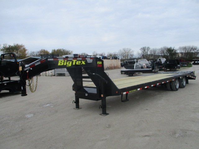 2018 Big Tex 102x30  Gooseneck 25GN-25BK+5MR