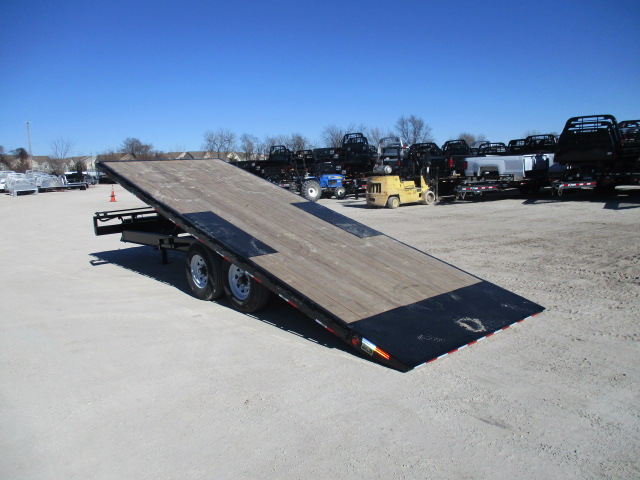 2018 PJ 96x22 T8 Equipment Deckover Tilt T8J2272BSTKM