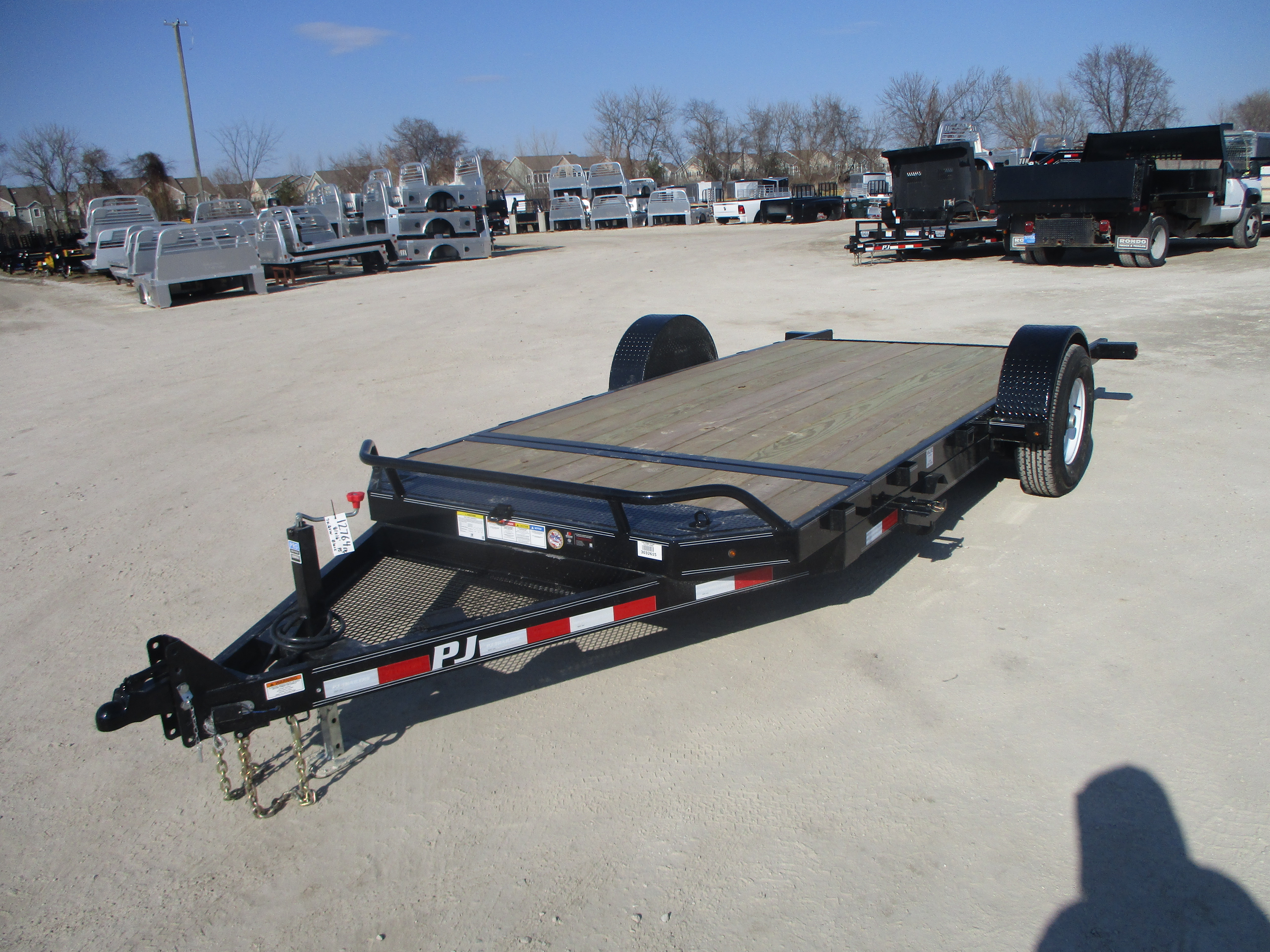 2018 PJ 81x16 T1 Equipment Tilt T1J1671BDTK