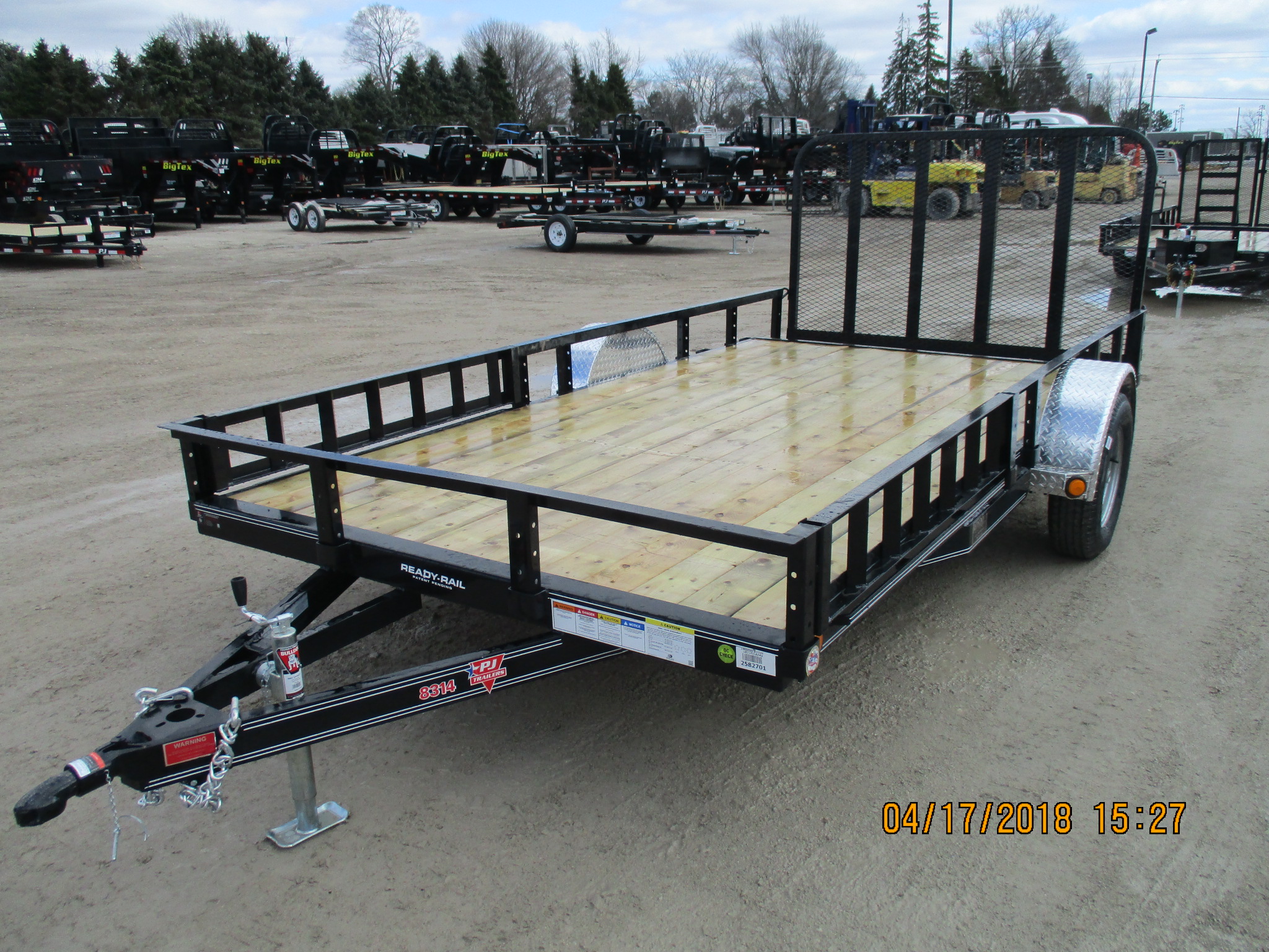 2019 PJ Trailer 83x14 U8 Single Axle Utility U821431DSBKA