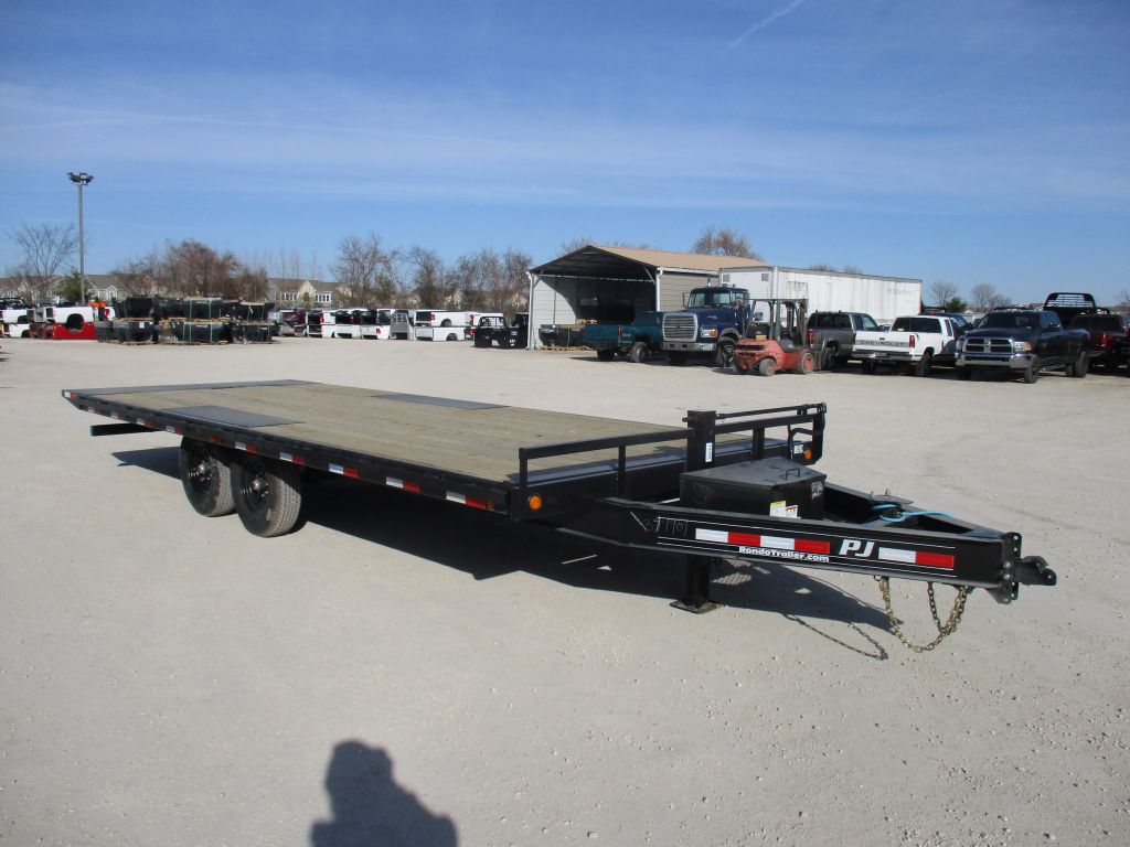 2021 PJ Trailer 102x22 T8 Equipment Deckover Tilt T8J2272BSTK