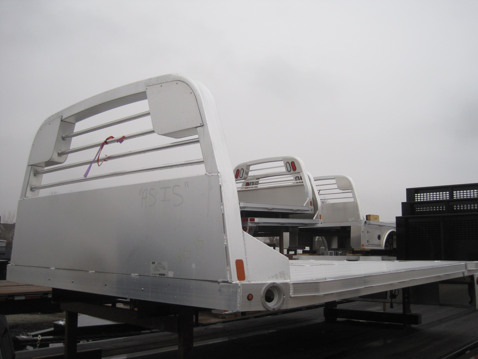 AS IS CM 11.3 x 97 ALRD Truck Bed