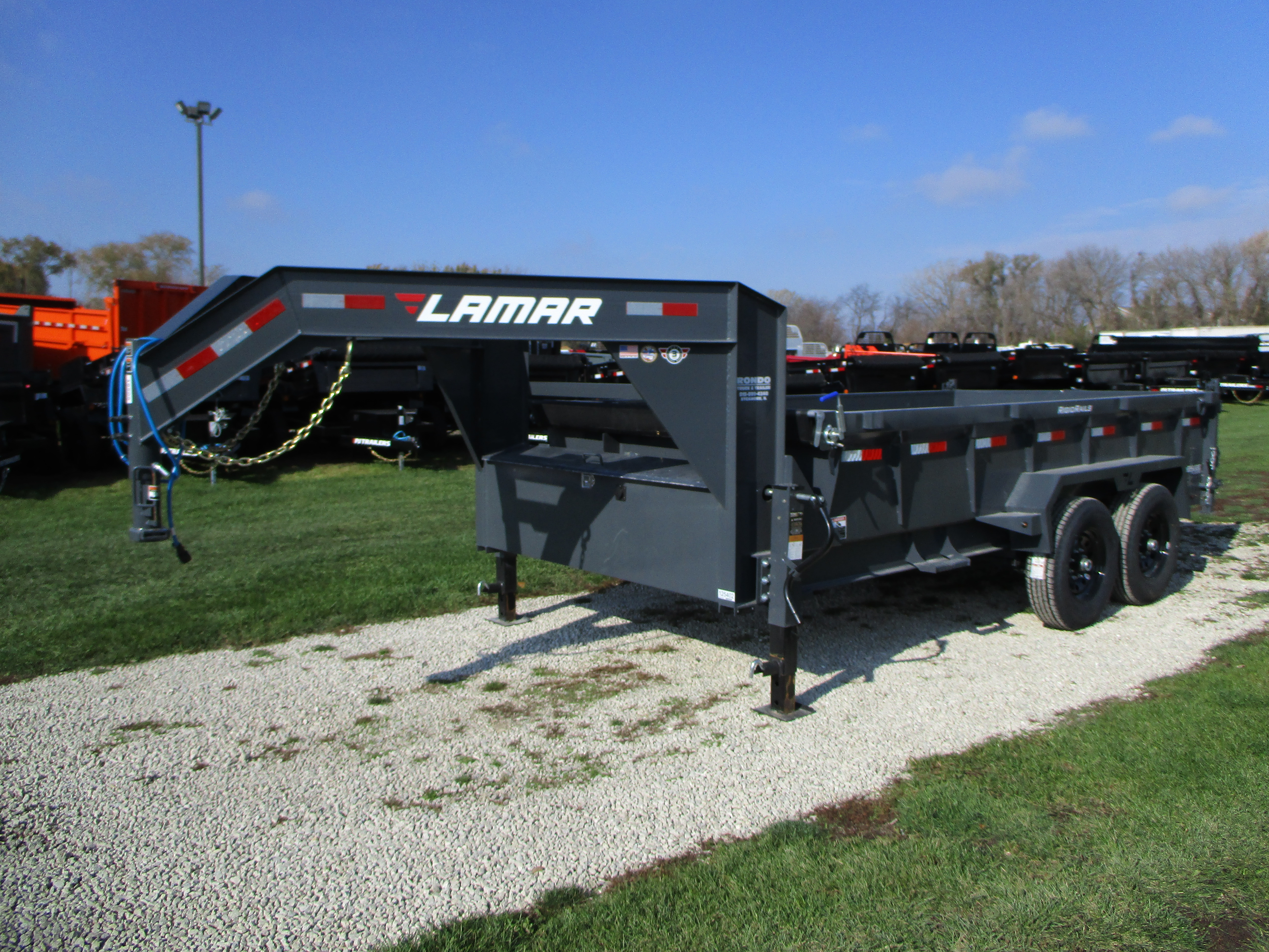 2024 Lamar 83x14  Gooseneck Dump DL831427MX