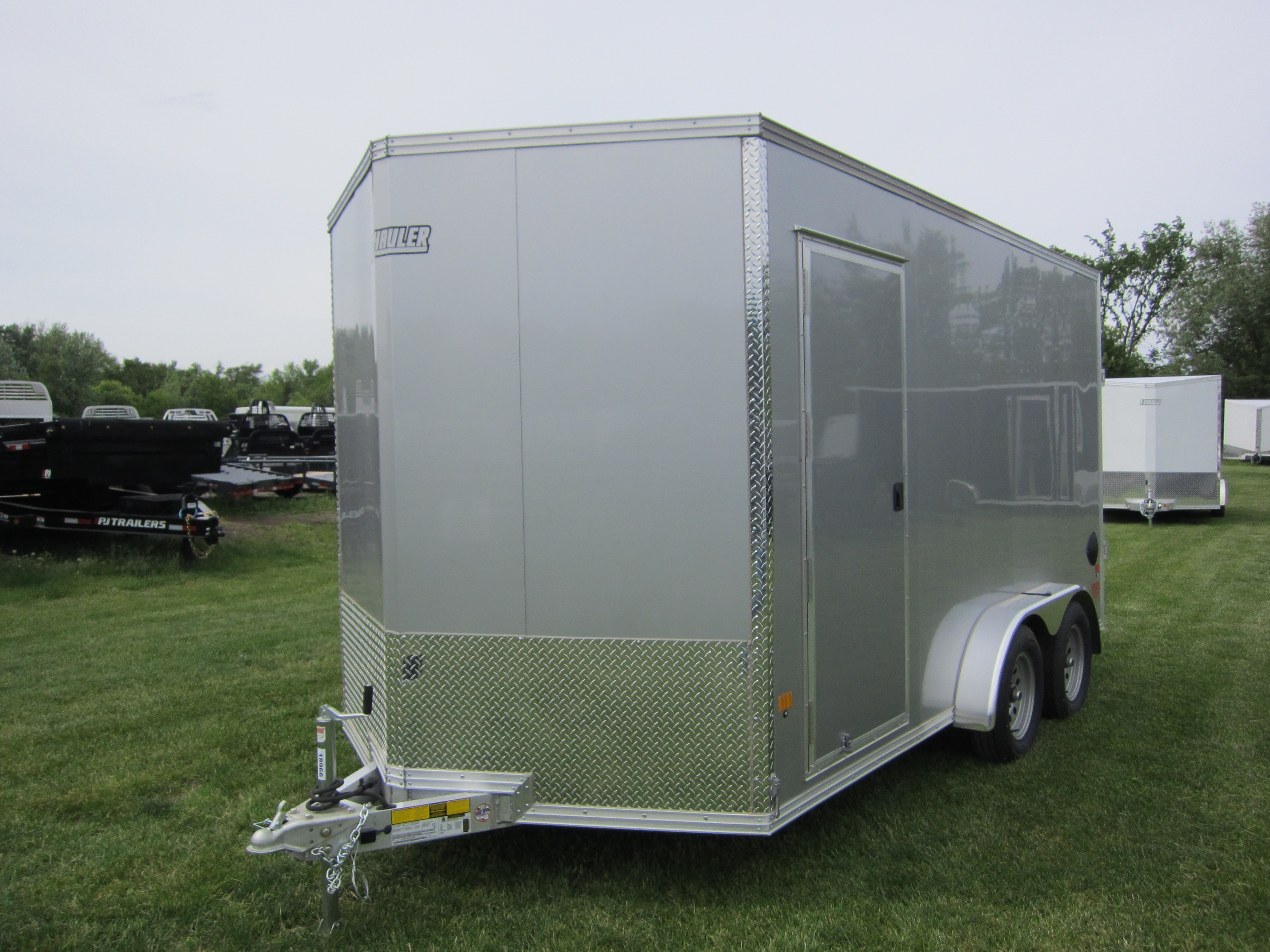 TRITON BASIC CARGO　STONE　M 2025 Triton 7.4x14' Enclosed Cargo EZEC7.4X14-IF :: Rondo Trailer