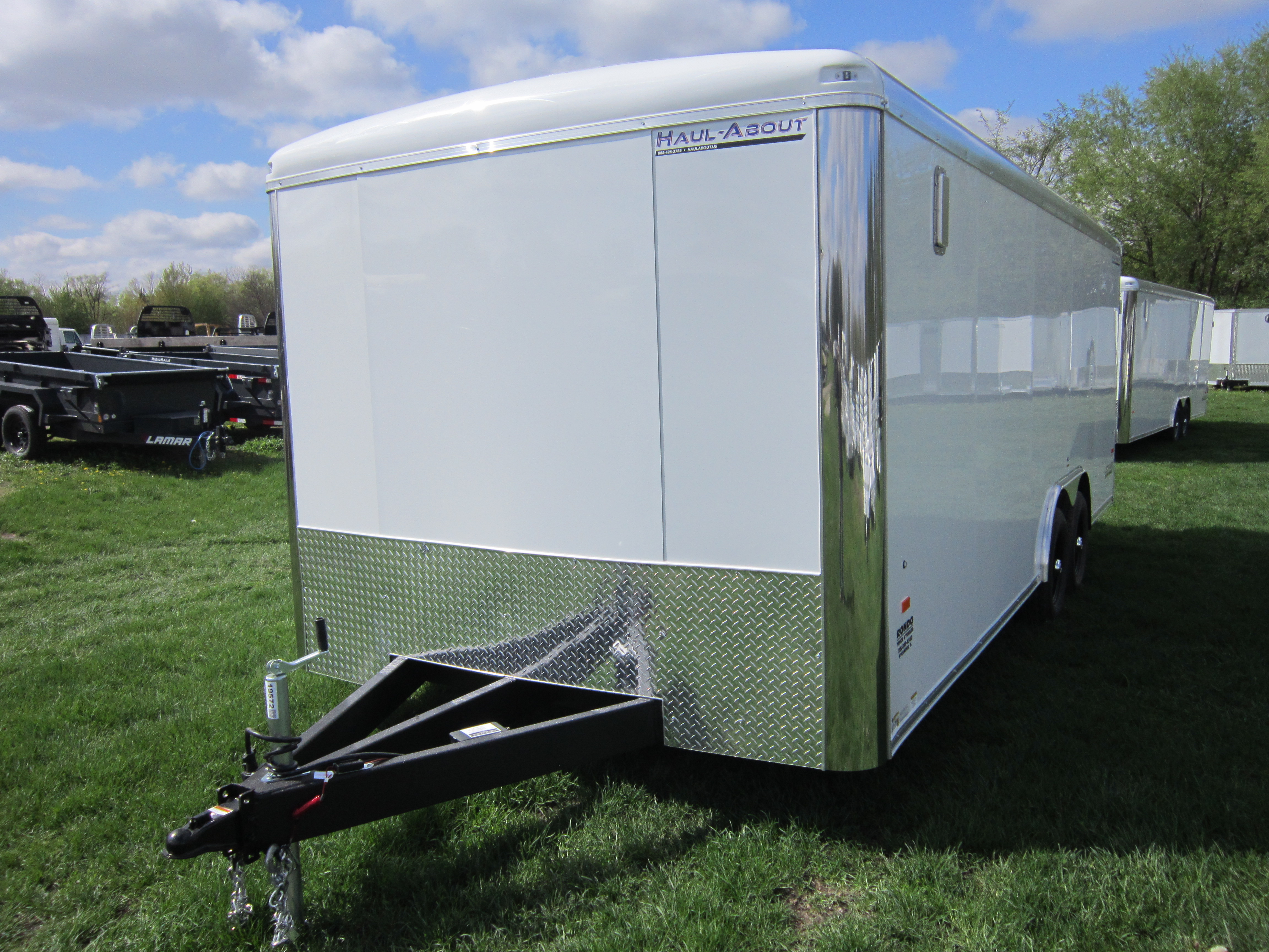 2025 Haul-About 8.5x20  Enclosed Car Hauler LPD8520TA3