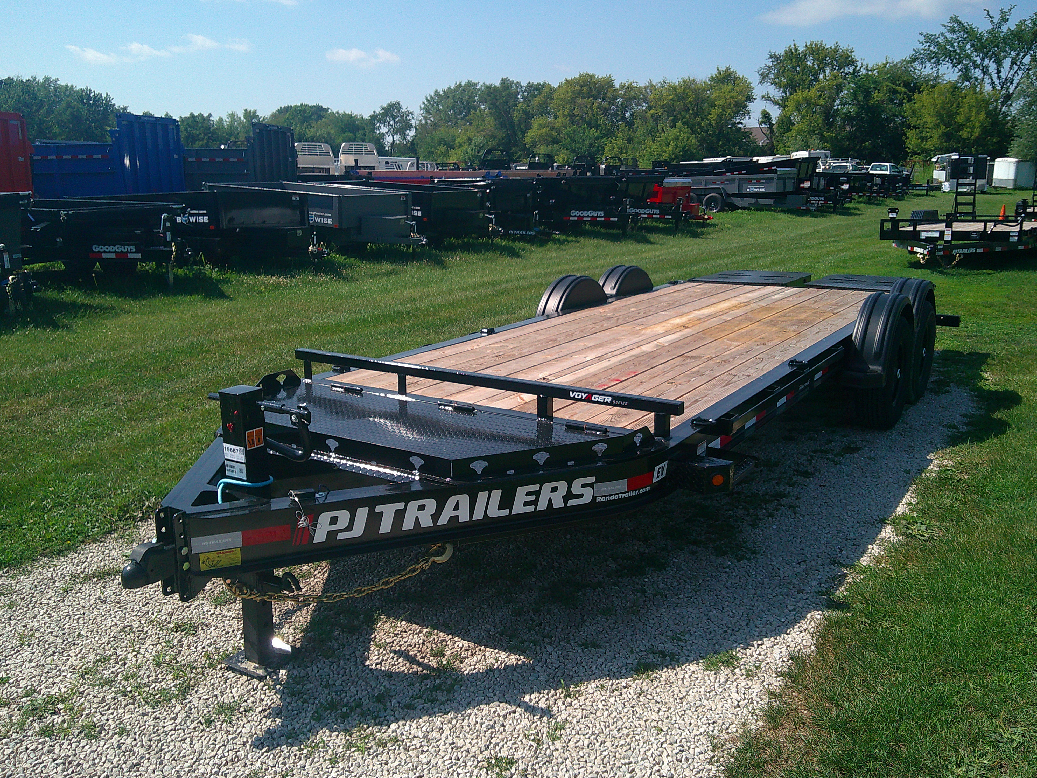 2026 PJ Trailer 83x20 EV Equipment EVJ2072BSAK
