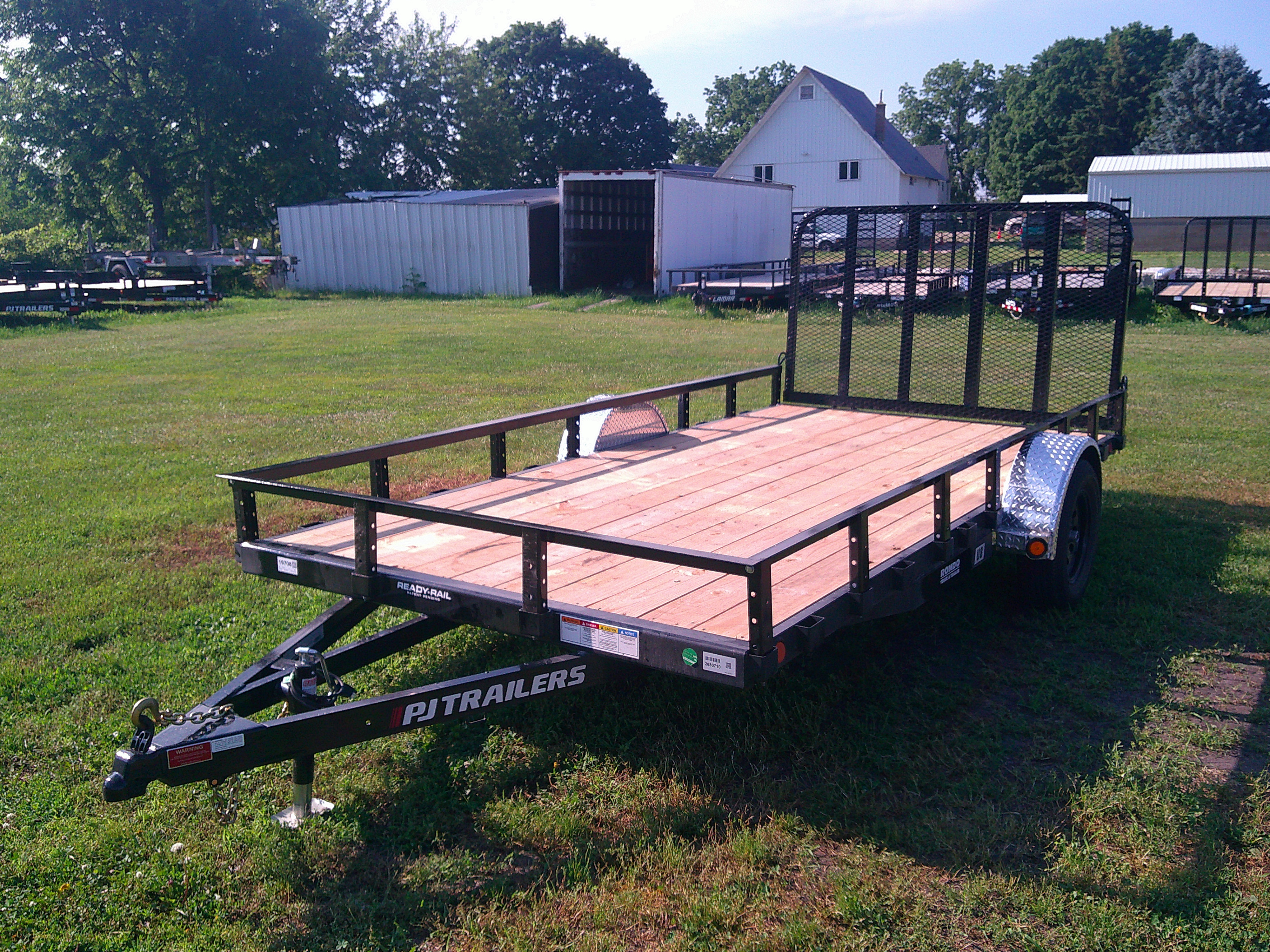 2026 PJ Trailer 83x14 U8 Single Axle Utility U821431DSGK