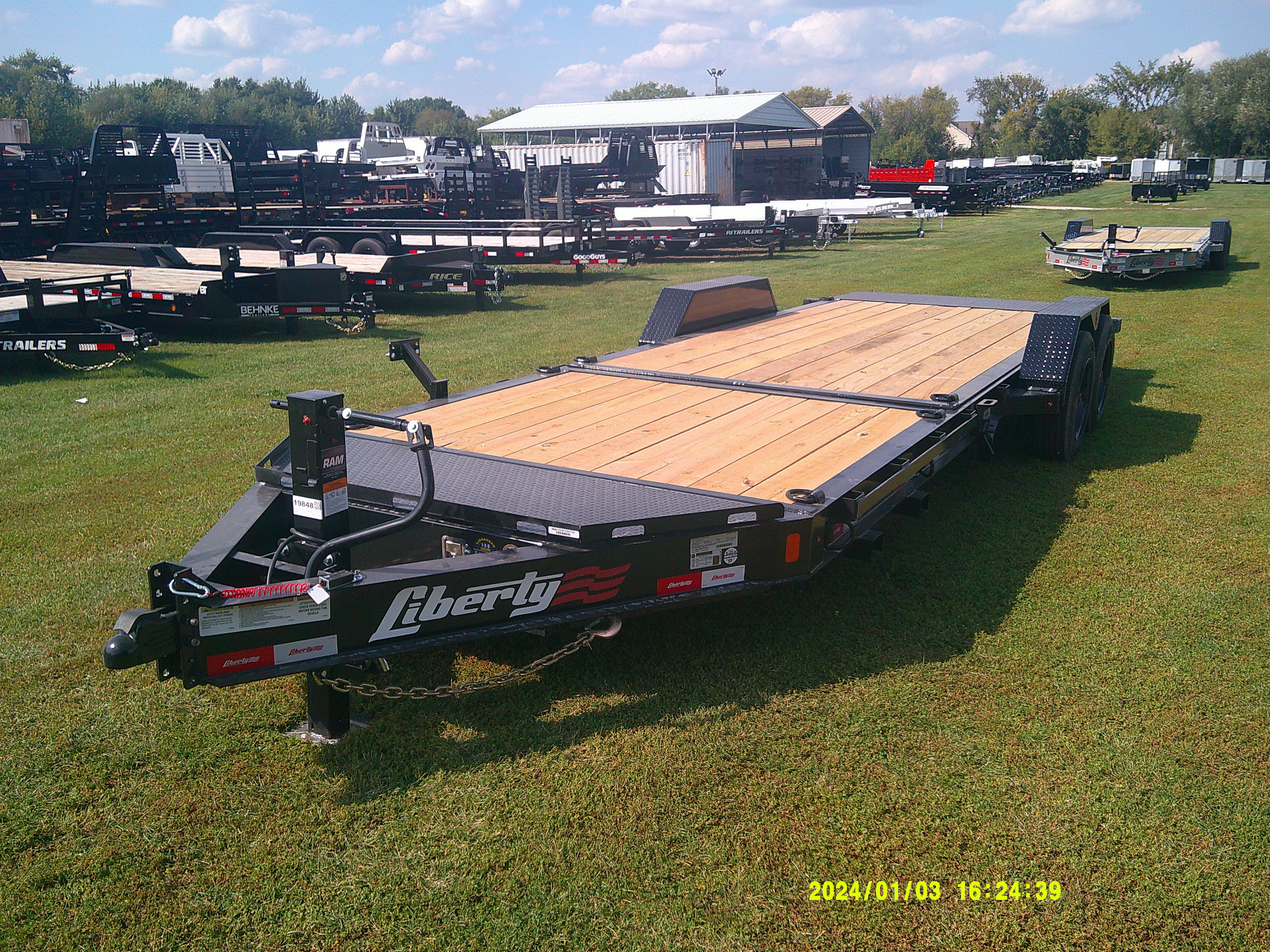 2026 Liberty 83x22  Equipment Tilt LT16K83X22SPB8WF