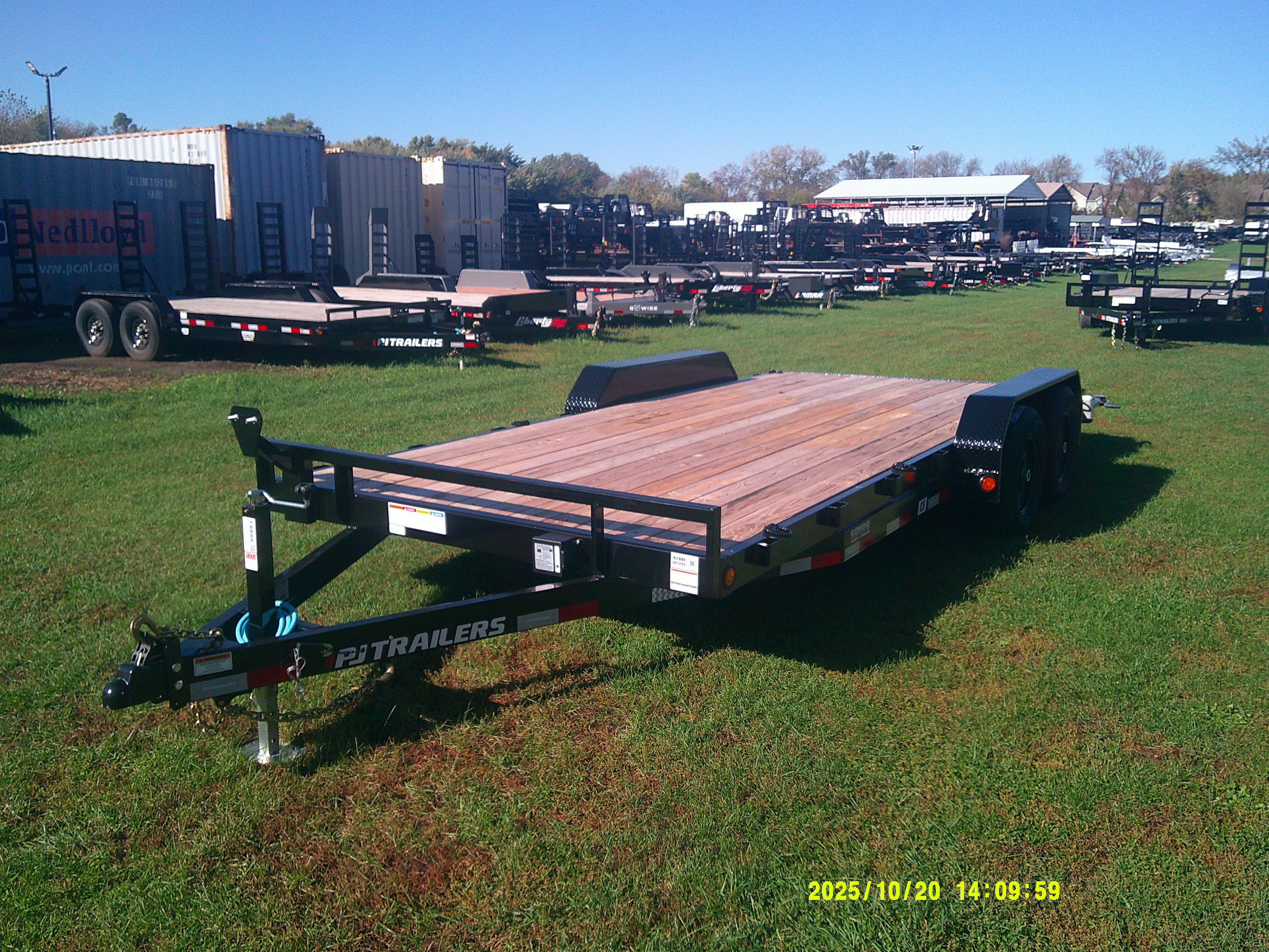 2026 PJ Trailer 83x18 CE Car Hauler CEJ1852BSNK