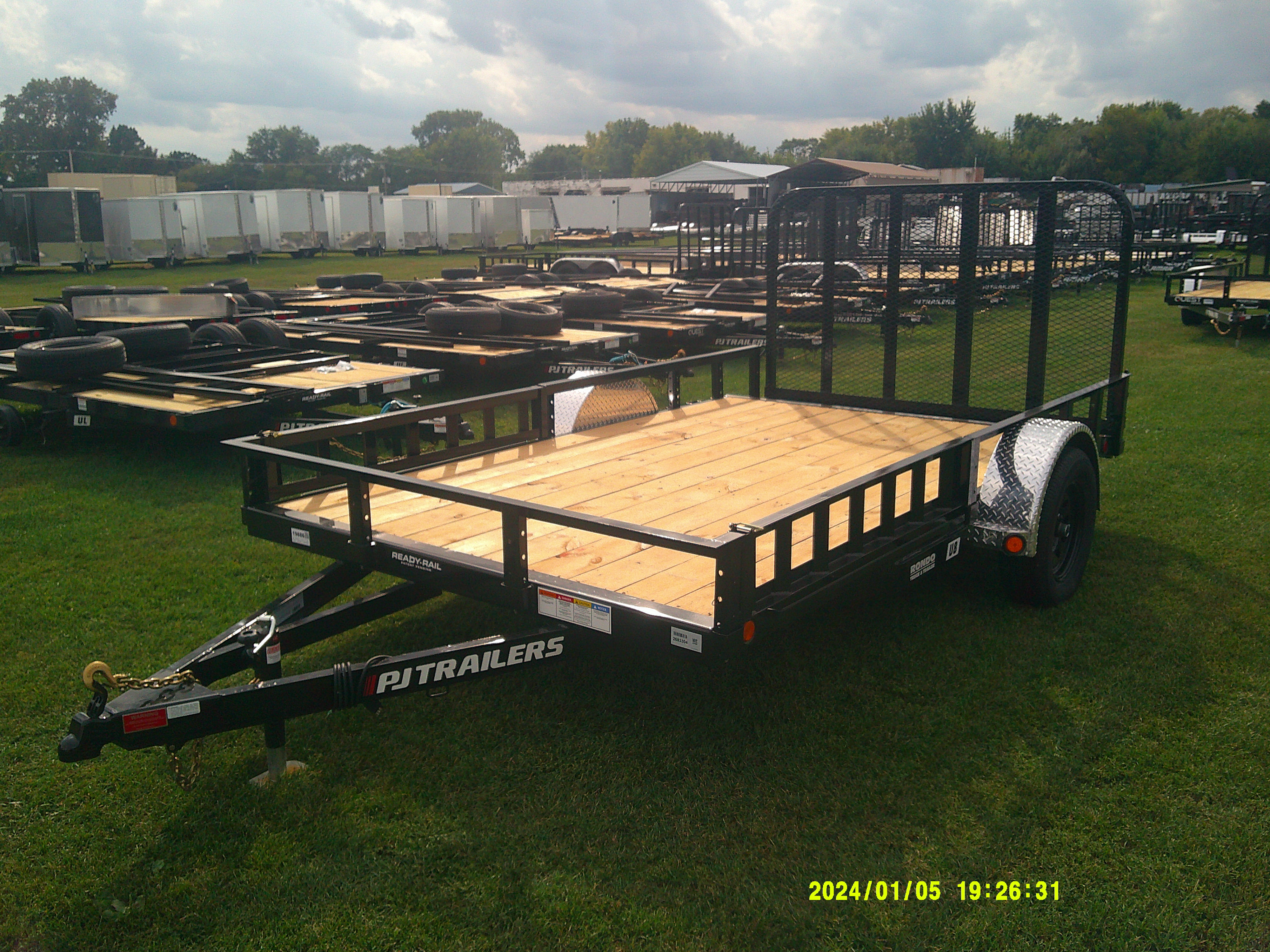 2026 PJ Trailer 83x12 U8 Single Axle Utility U821231DSBK-ATVR