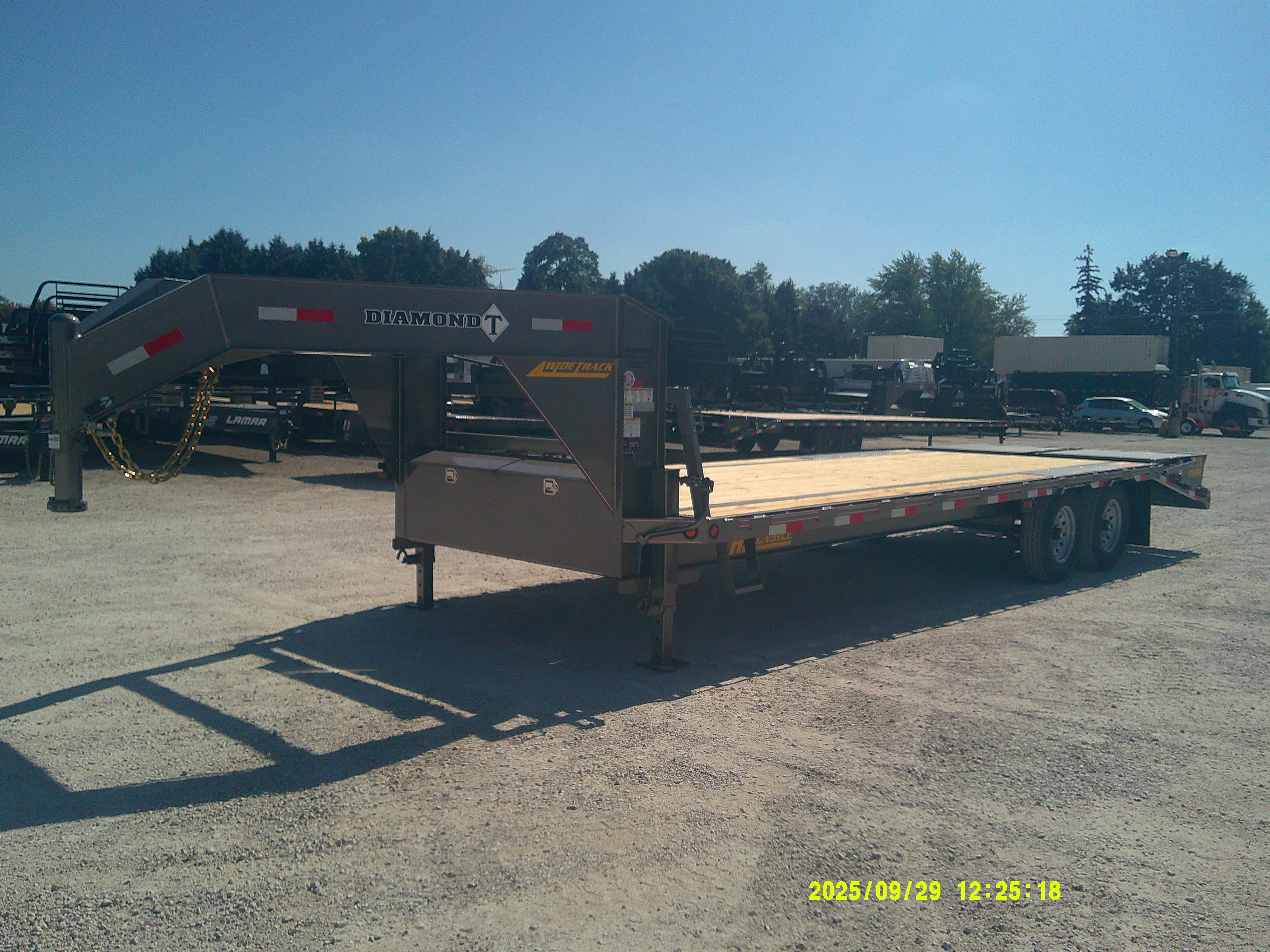 2026 Diamond T 102x25  Gooseneck 10225SWF160