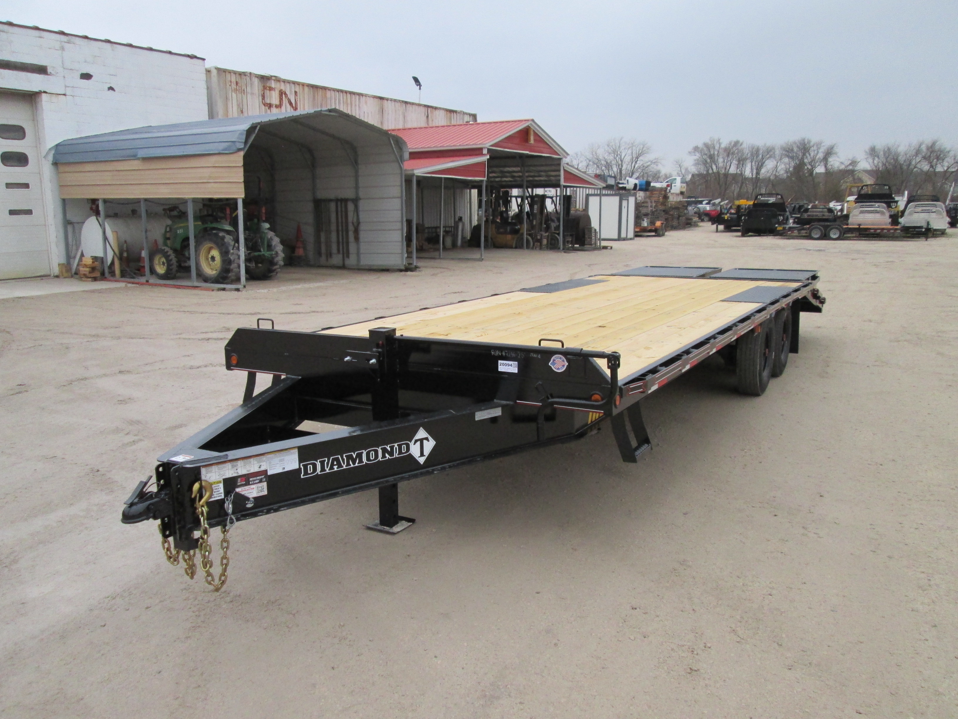 2026 Diamond T 102x25  Equipment Deckover 10225DO160