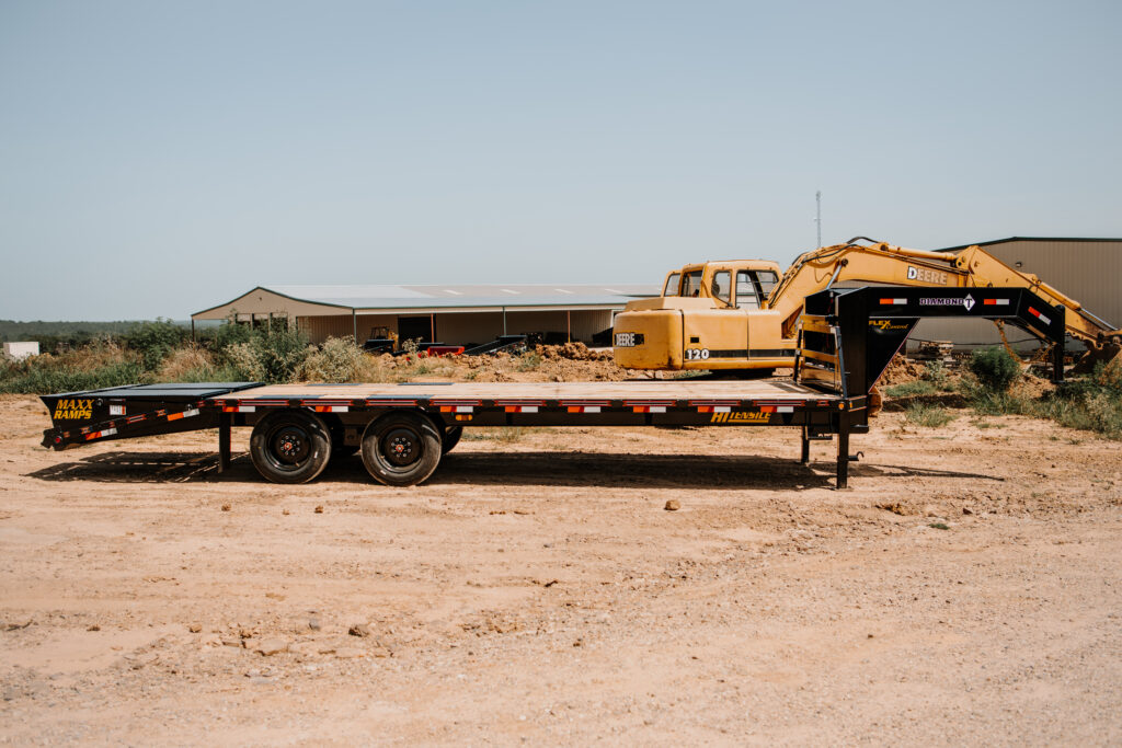 2026 Diamond T 102x40  Gooseneck 10240SS200