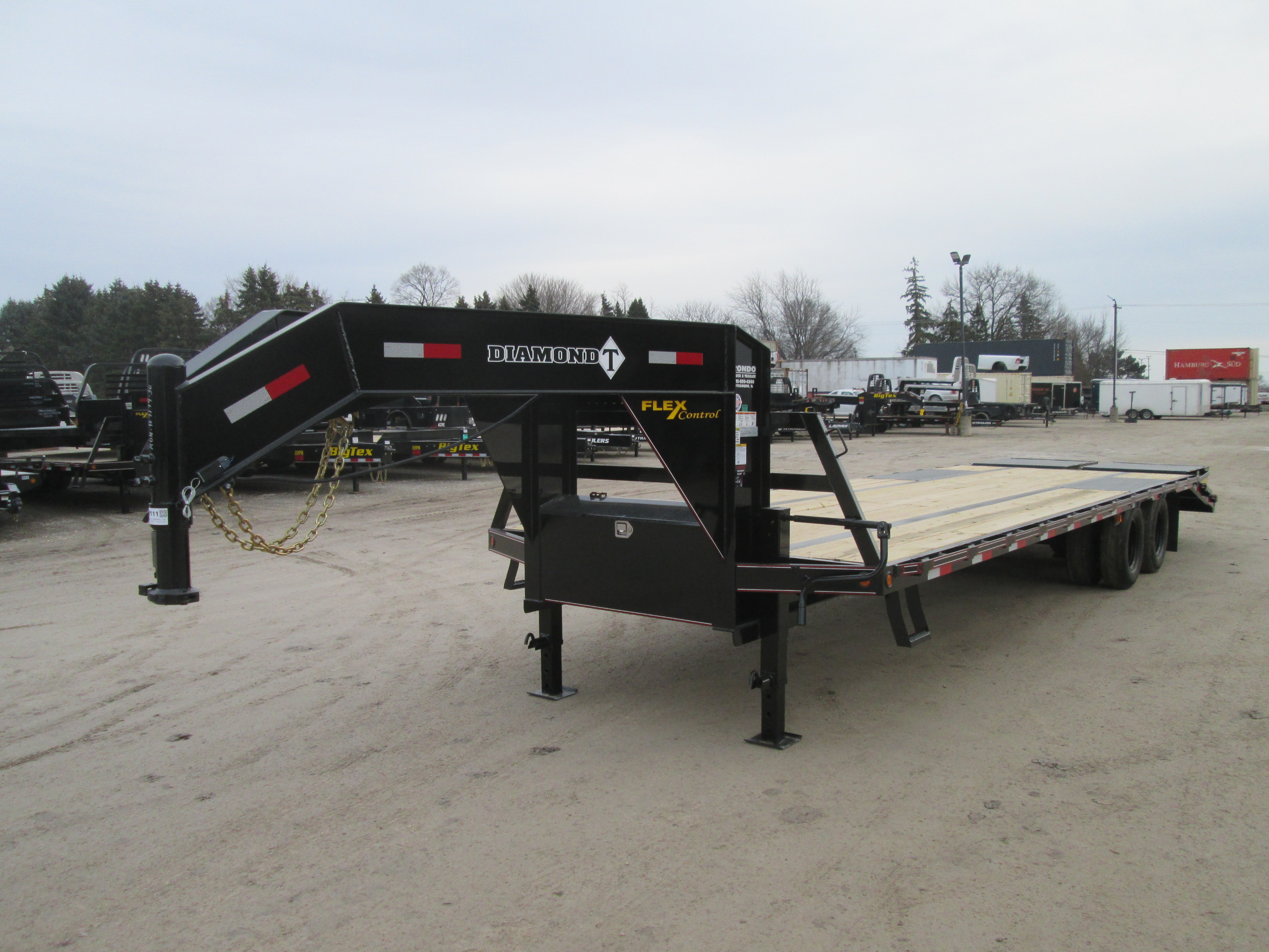 2026 Diamond T 102x30  Gooseneck 10230DTF240