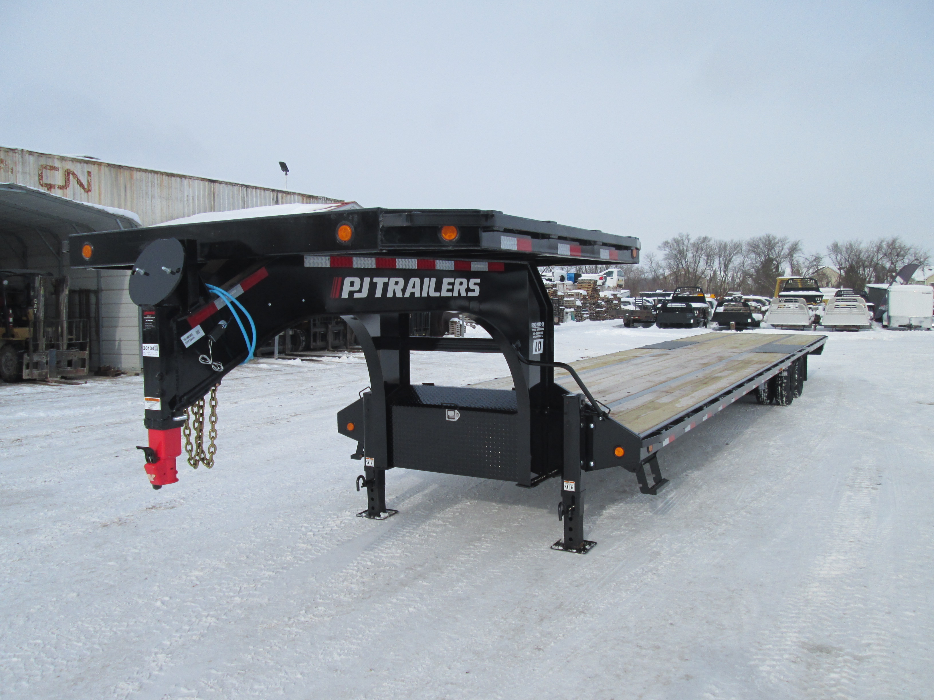 2026 PJ Trailer 102x44 LD Gooseneck LDQ44A2BSSK-DON1-JA01