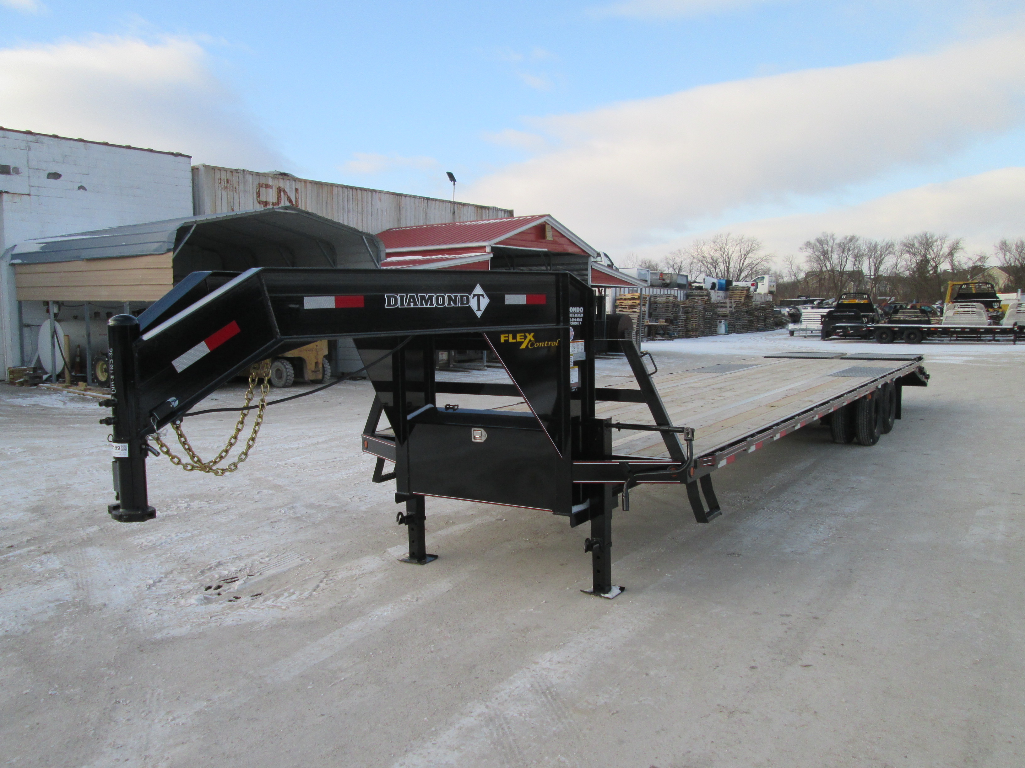 2026 Diamond T 102x36  Gooseneck 10236DTF240