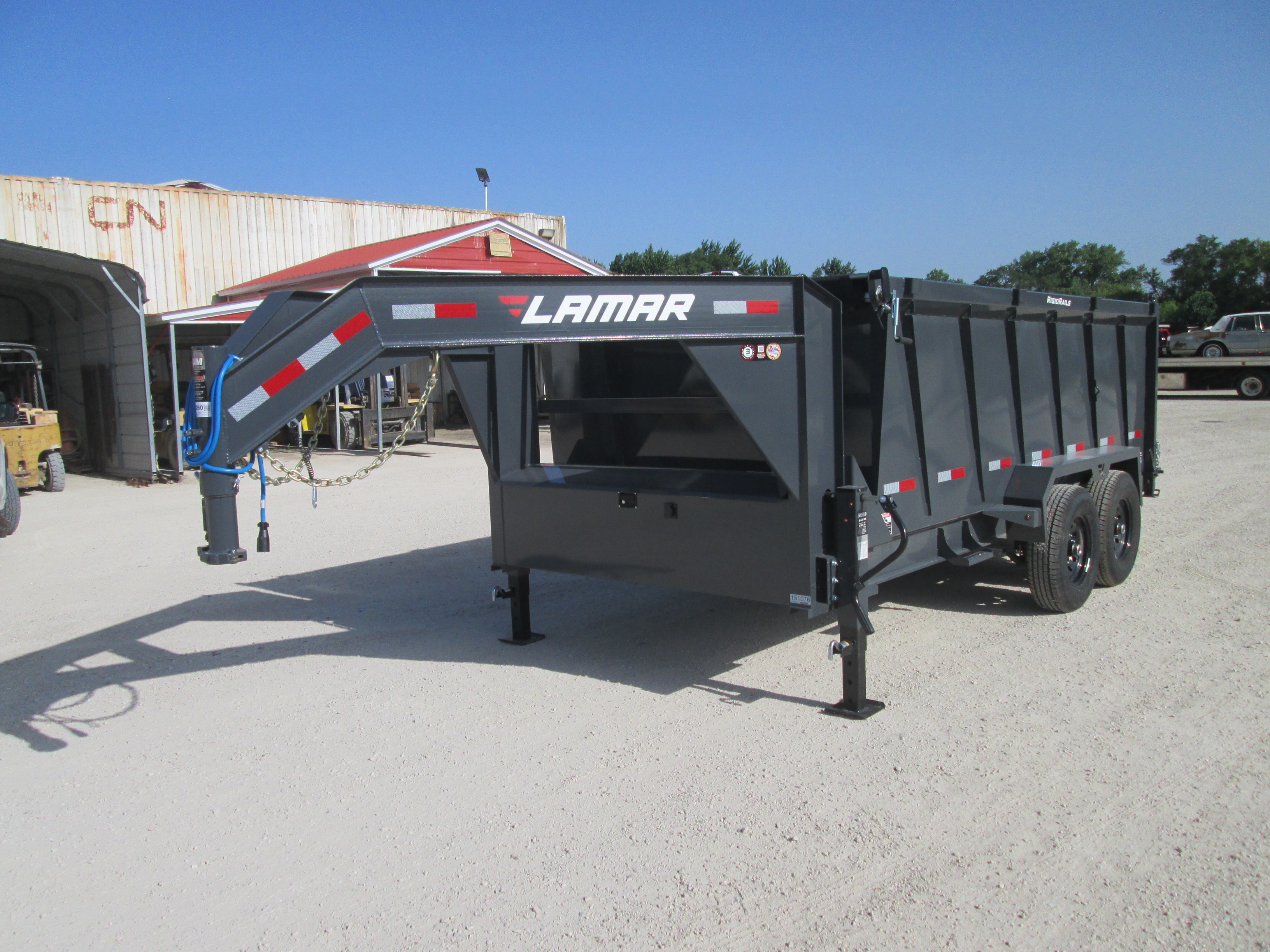 2026 Lamar 83x14  Gooseneck Dump DL831427