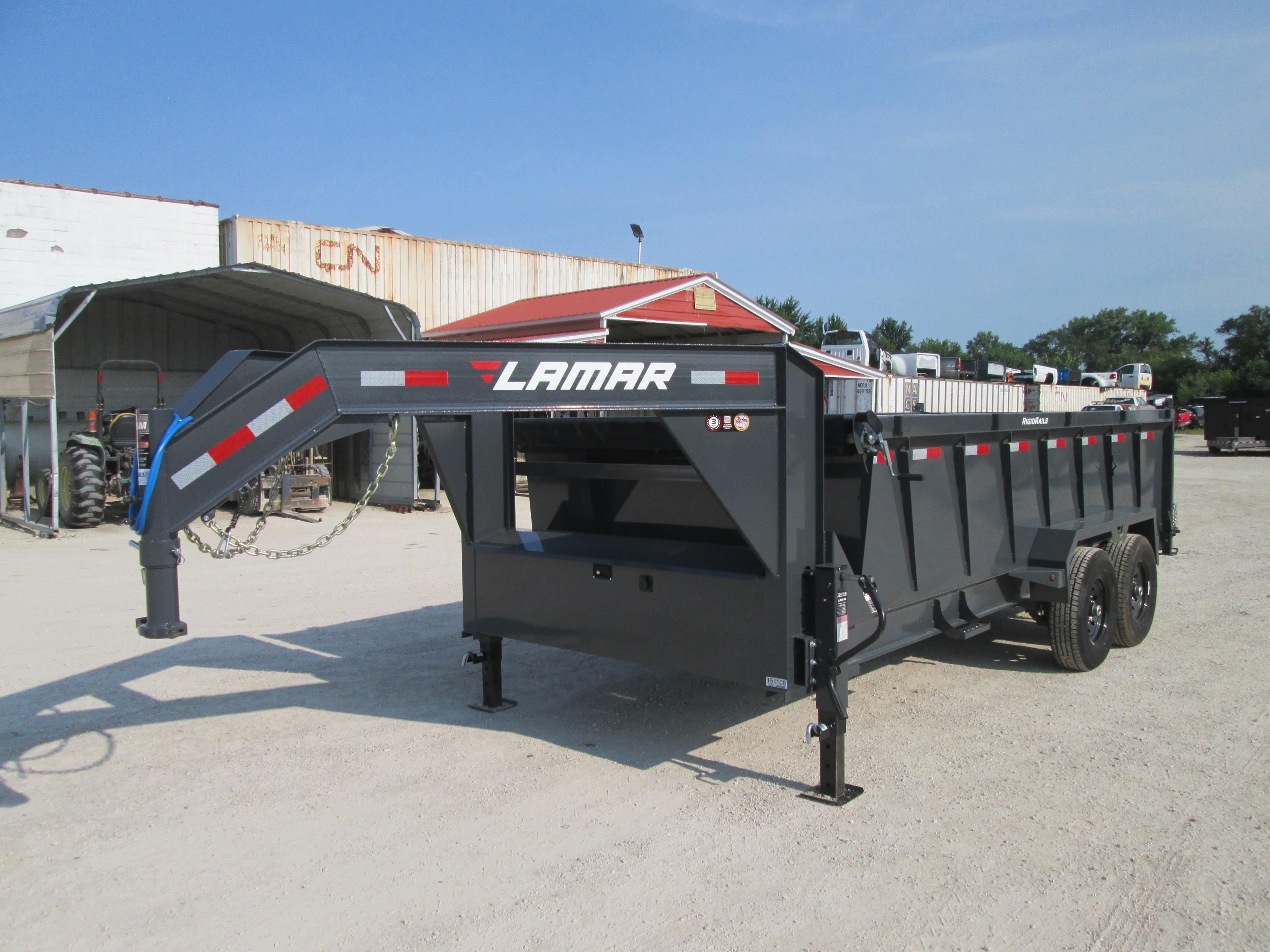 2026 Lamar 83x16  Gooseneck Dump DL831627