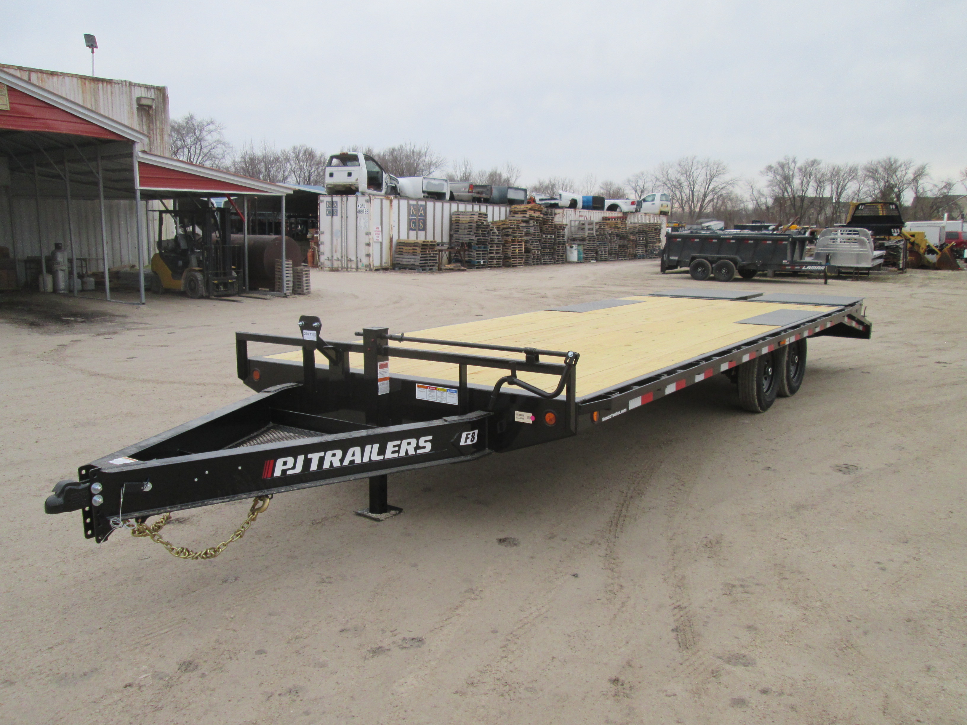 2026 PJ Trailer 102x24 F8 Equipment Deckover F8J2472BSYK