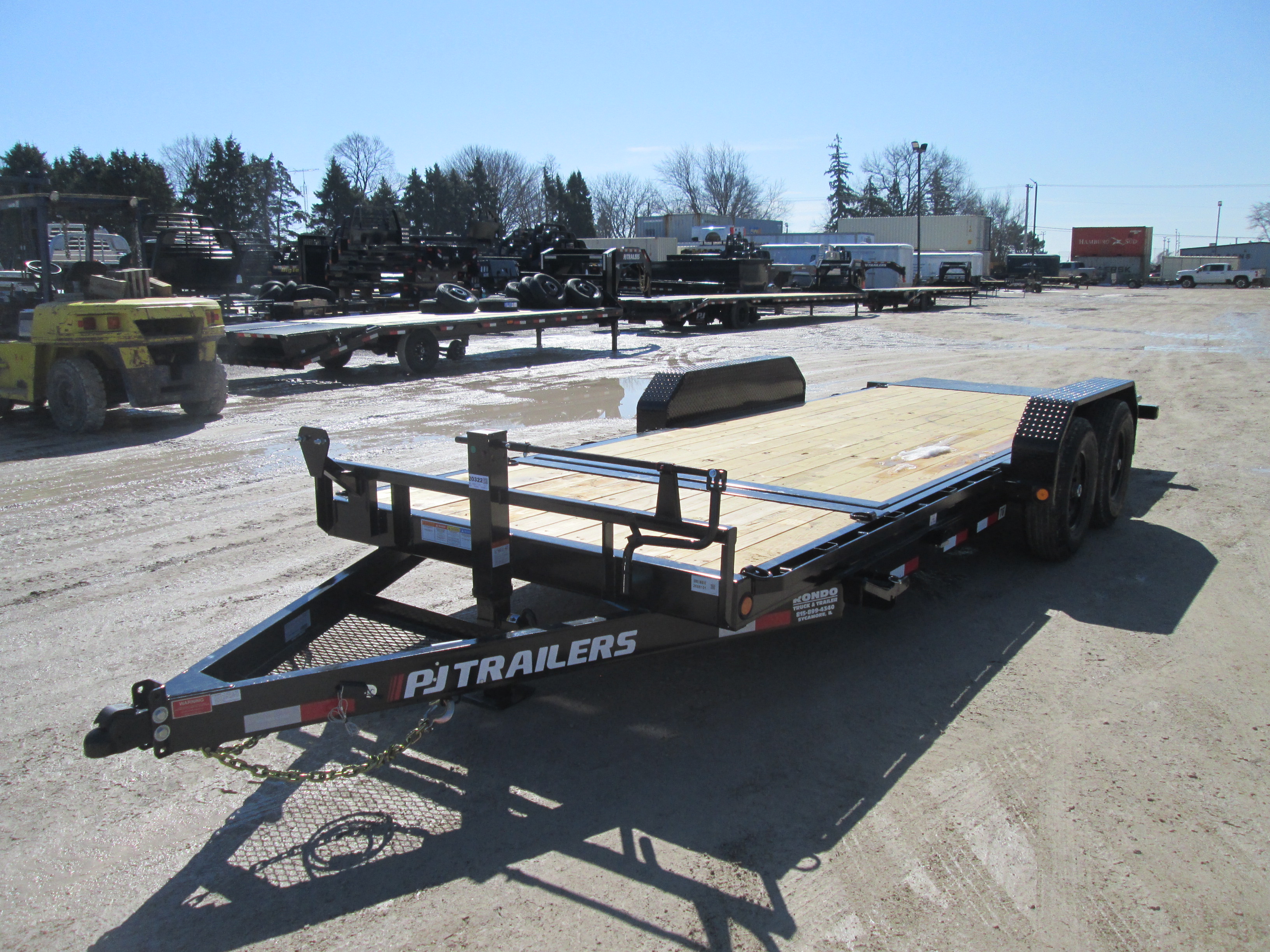 2026 PJ Trailer 82x20 T6 Equipment Tilt T6J2072BTTK