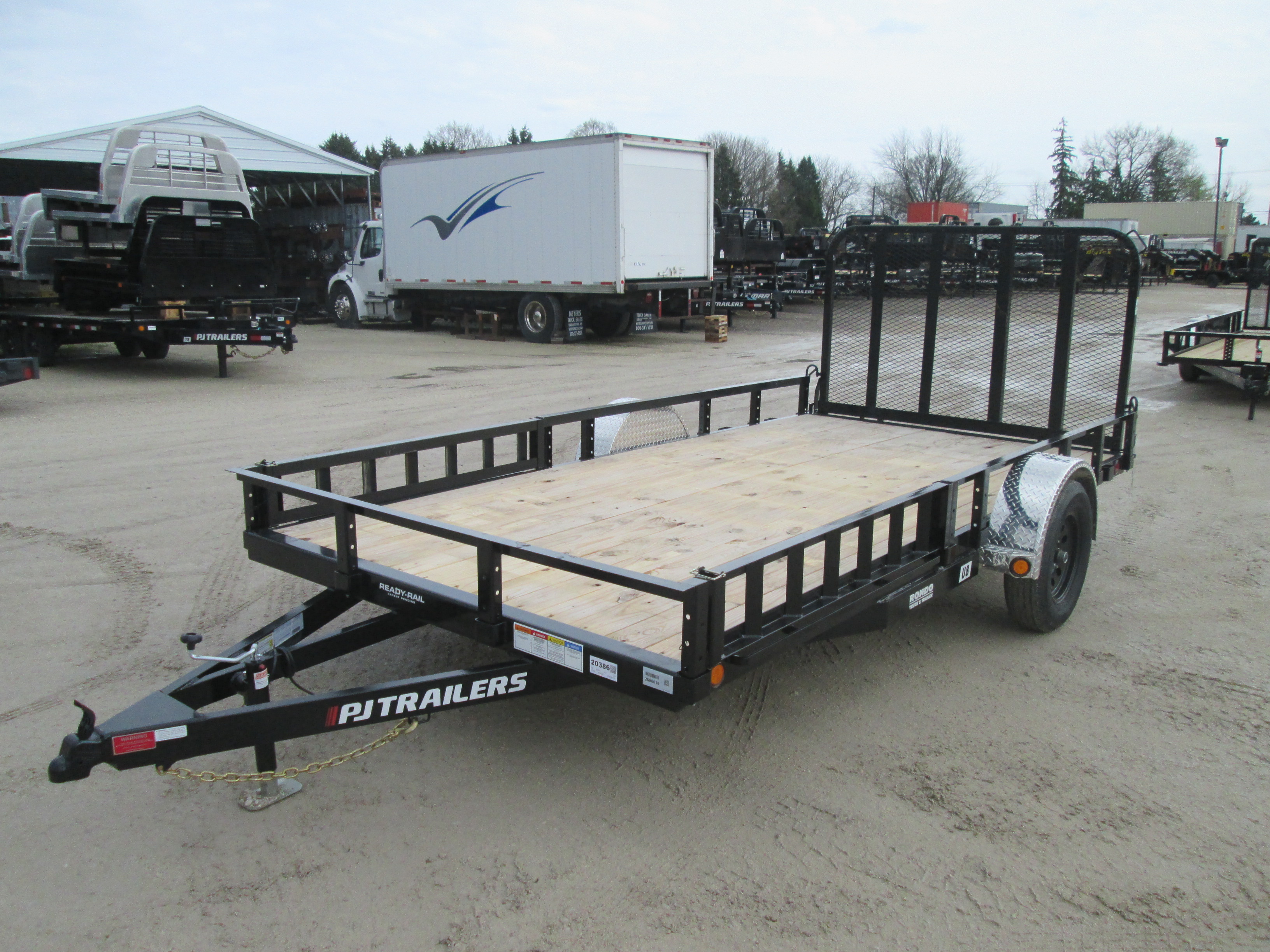 2026 PJ Trailer 83x14 U8 Single Axle Utility U821431DSFK-ATVR