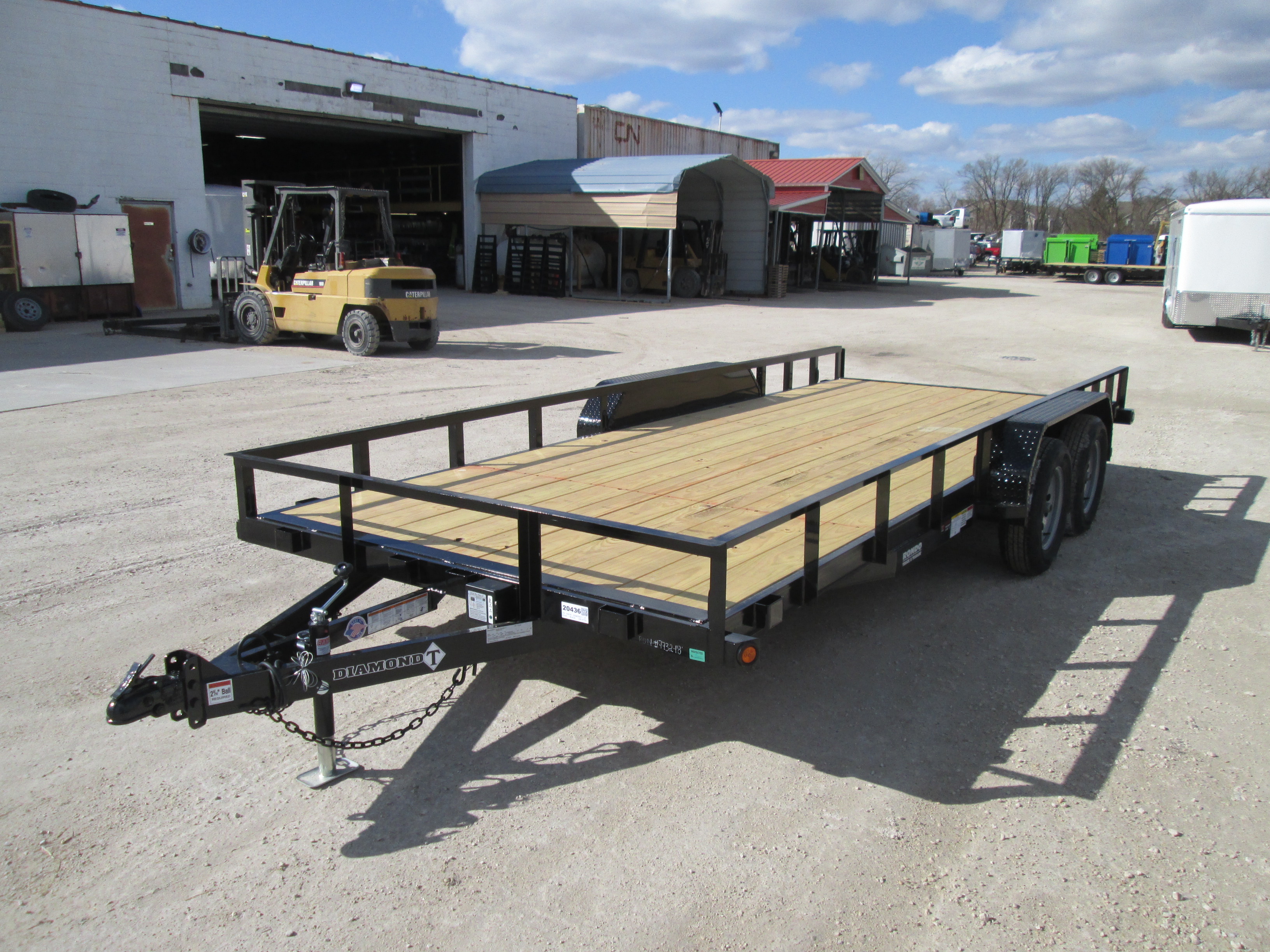 2026 Diamond T 83x18  Utility 8318SUCH