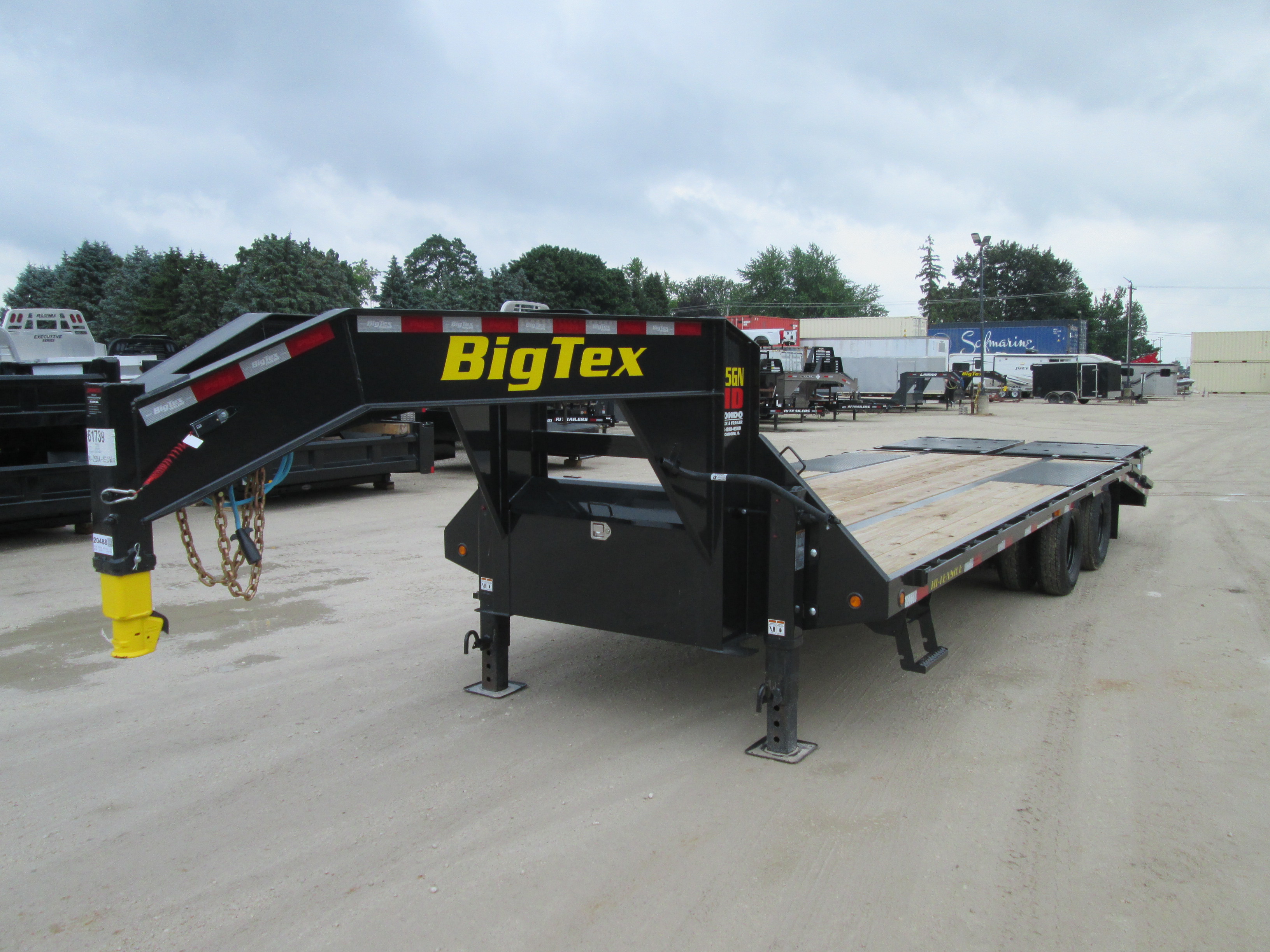 2026 Big Tex 102x25  Gooseneck 25GN-25D5A-MRBK