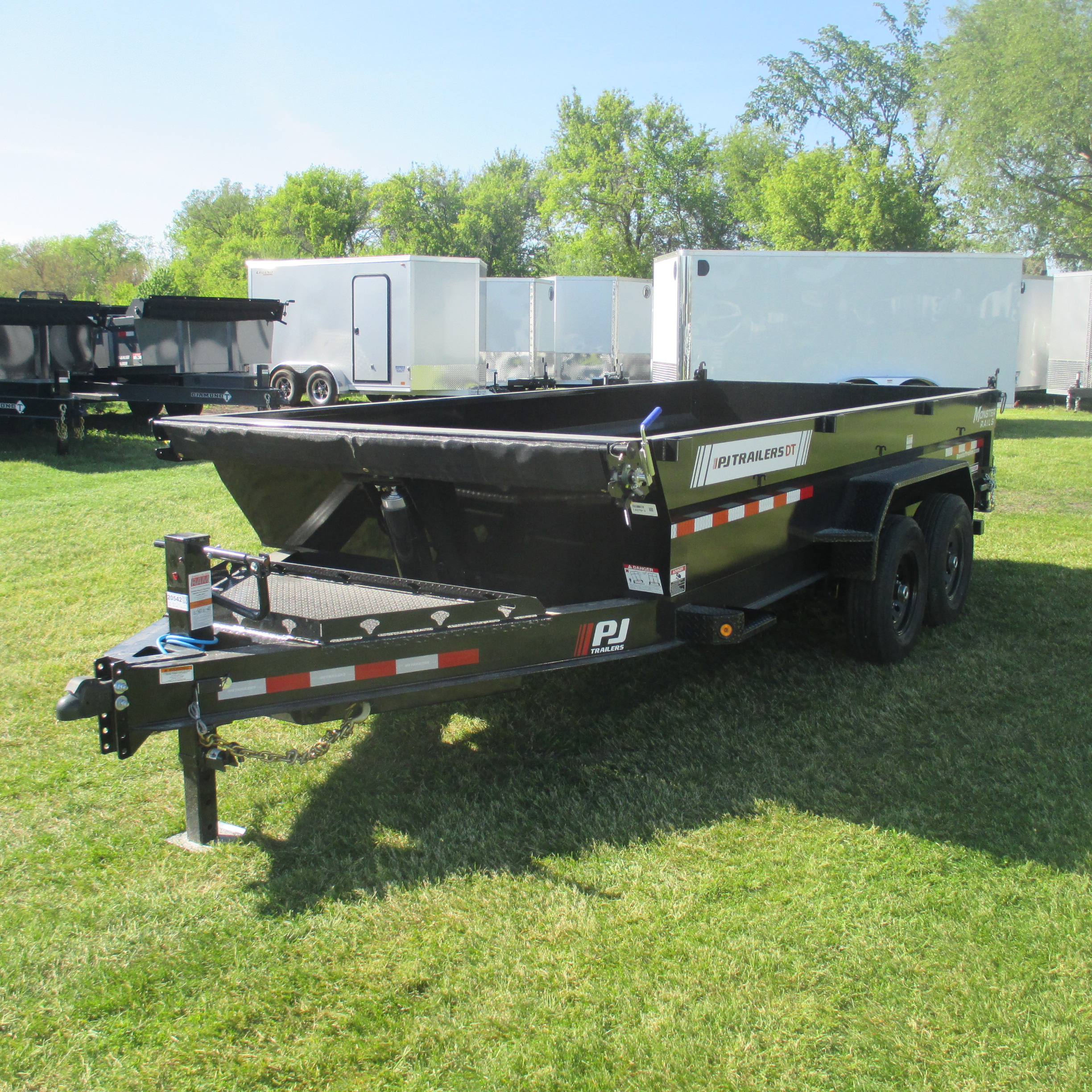 2027 PJ Trailer 83x16 DT Dump DT1J1672BSSK