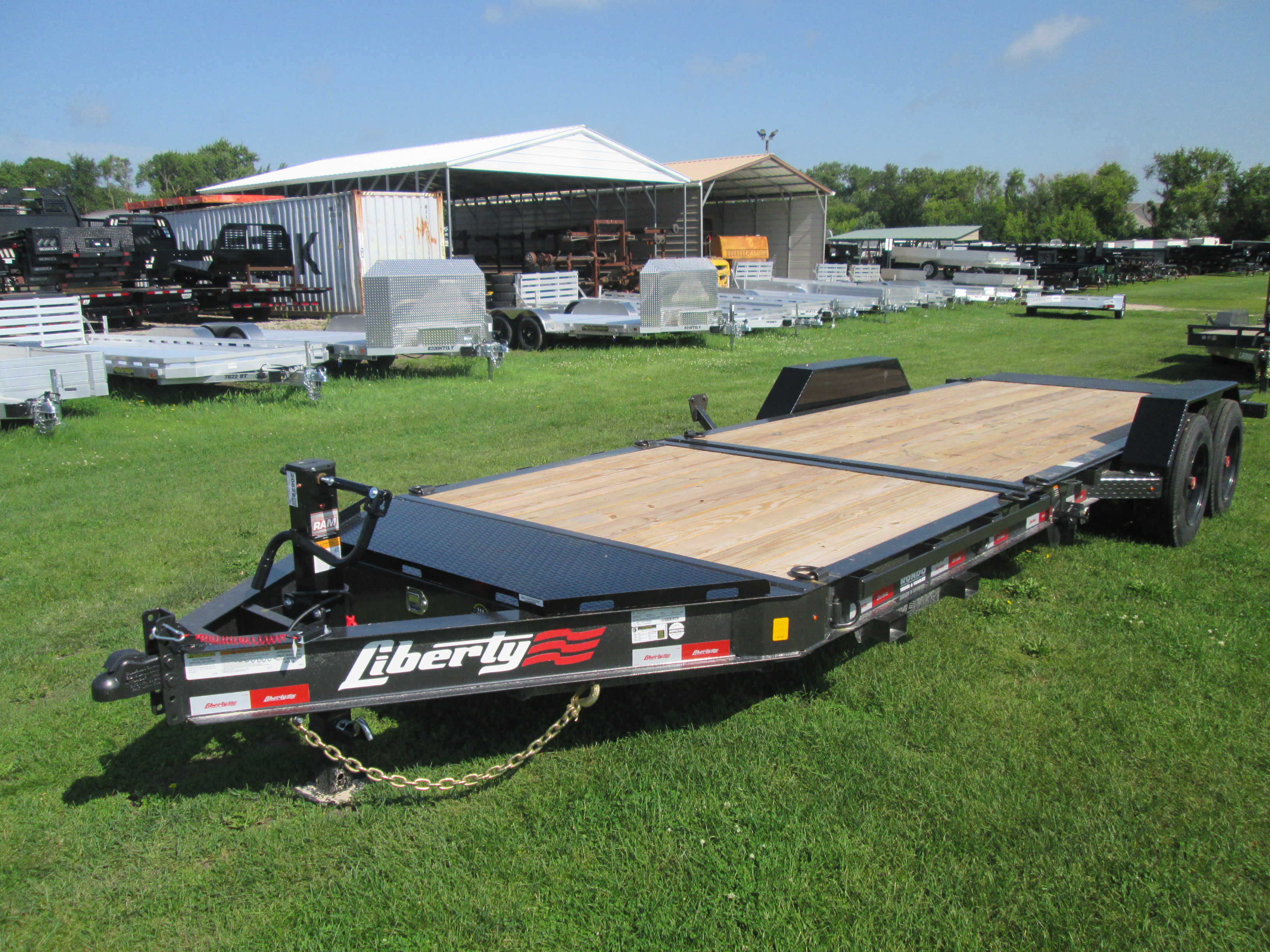 2026 Liberty 83x22  Equipment Tilt LT16K83X22SPB8WF