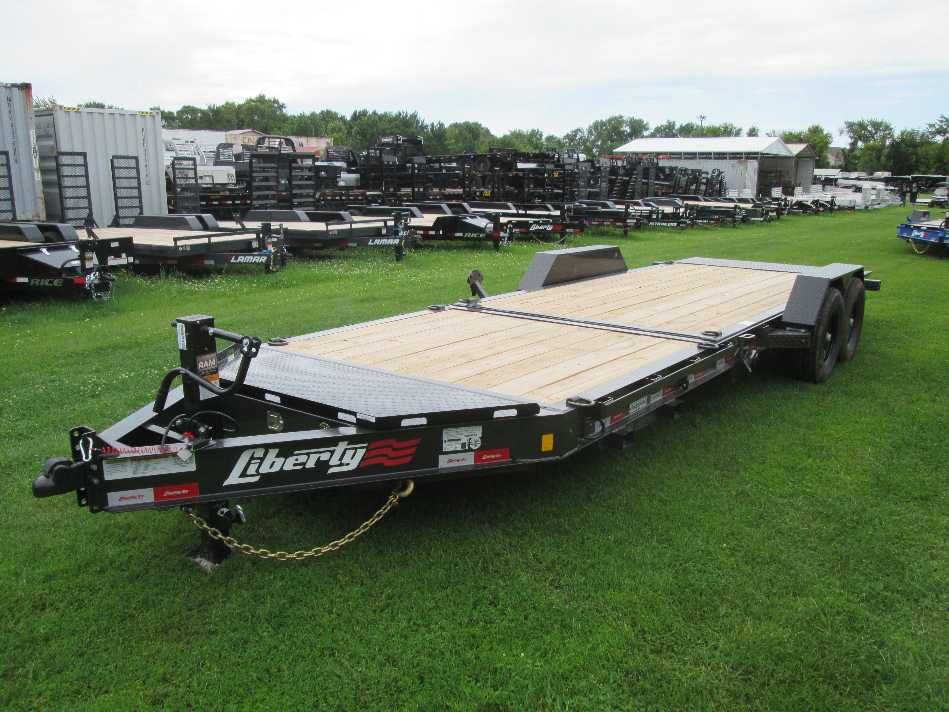 2026 Liberty 83x22  Equipment Tilt LT14K83X22SPB8WF