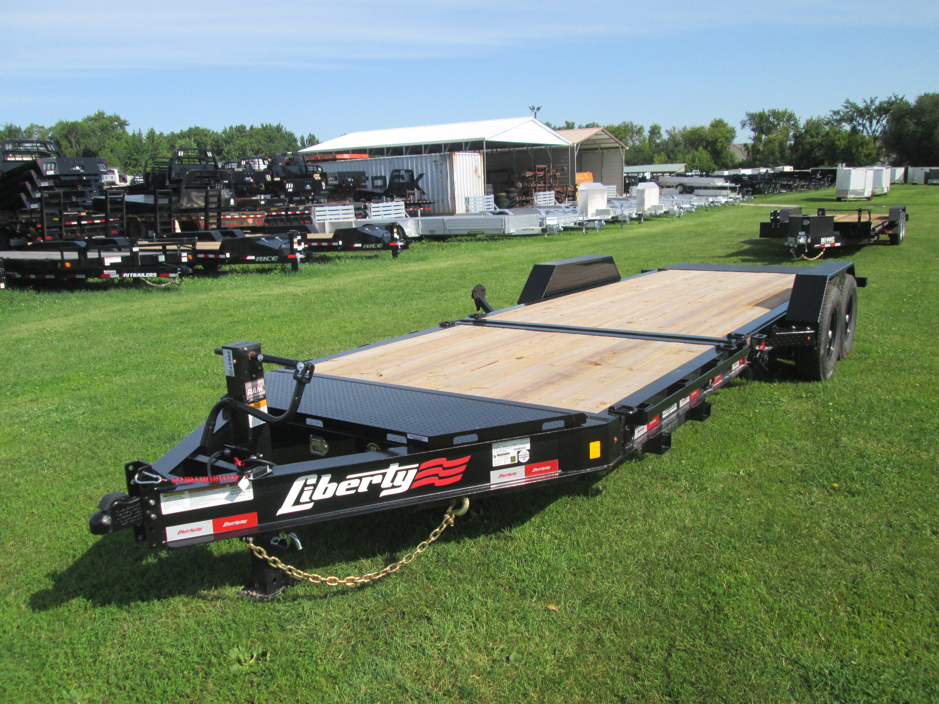 2026 Liberty 83x22  Equipment Tilt LT14K83X22SPB8WF