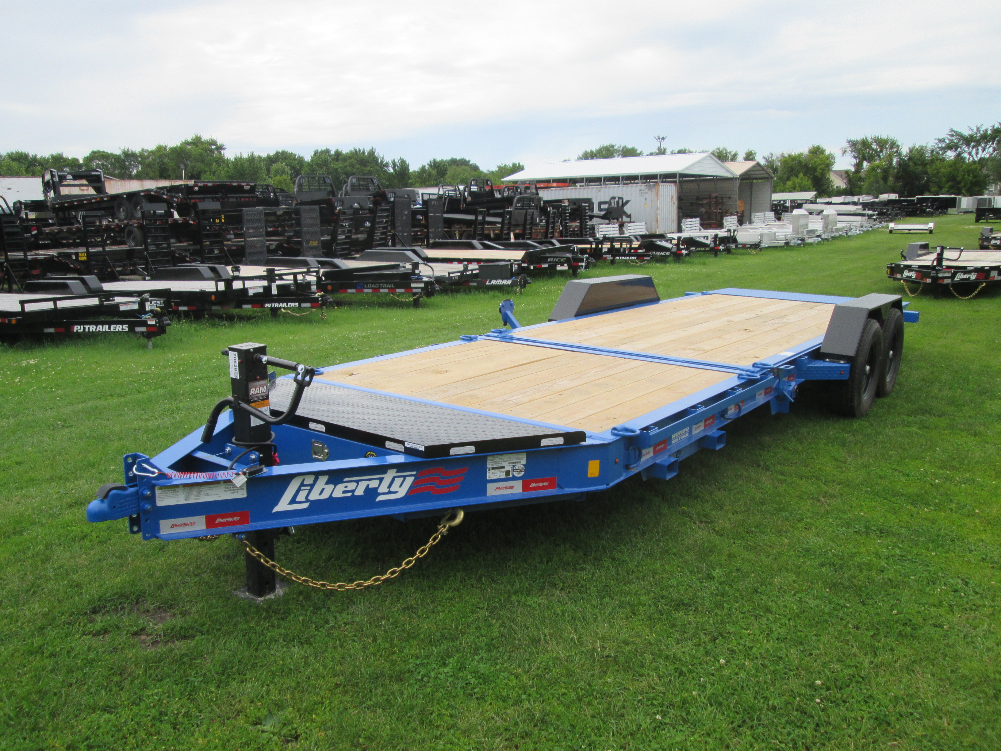 2026 Liberty 83x22  Equipment Tilt LT14K83X22SPB8WF