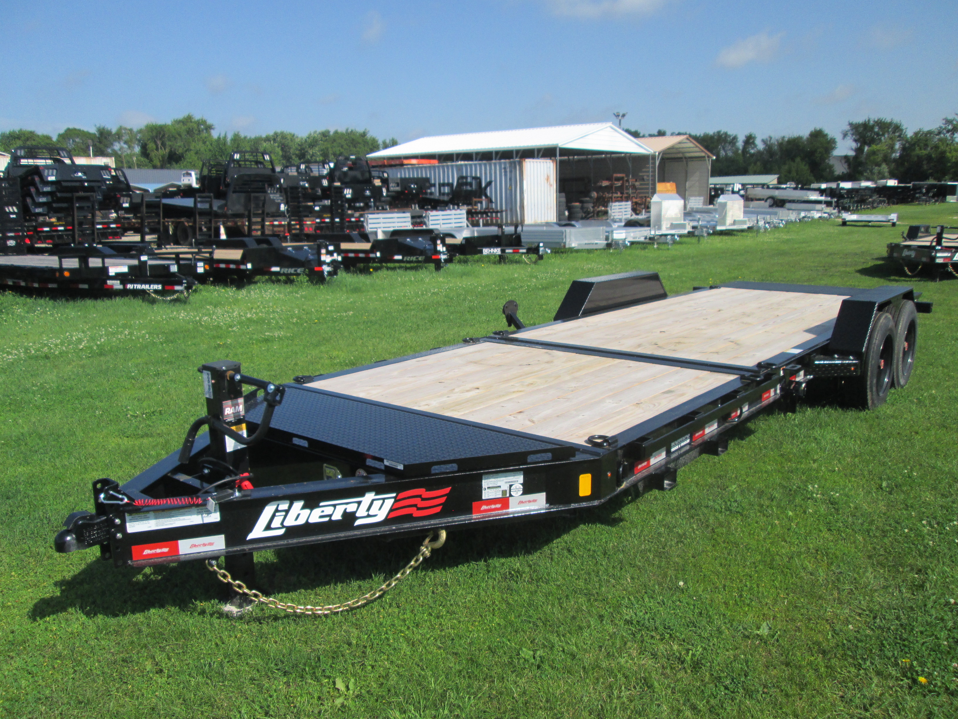 2026 Liberty 83x22  Equipment Tilt LT16K83X22SPB8WF