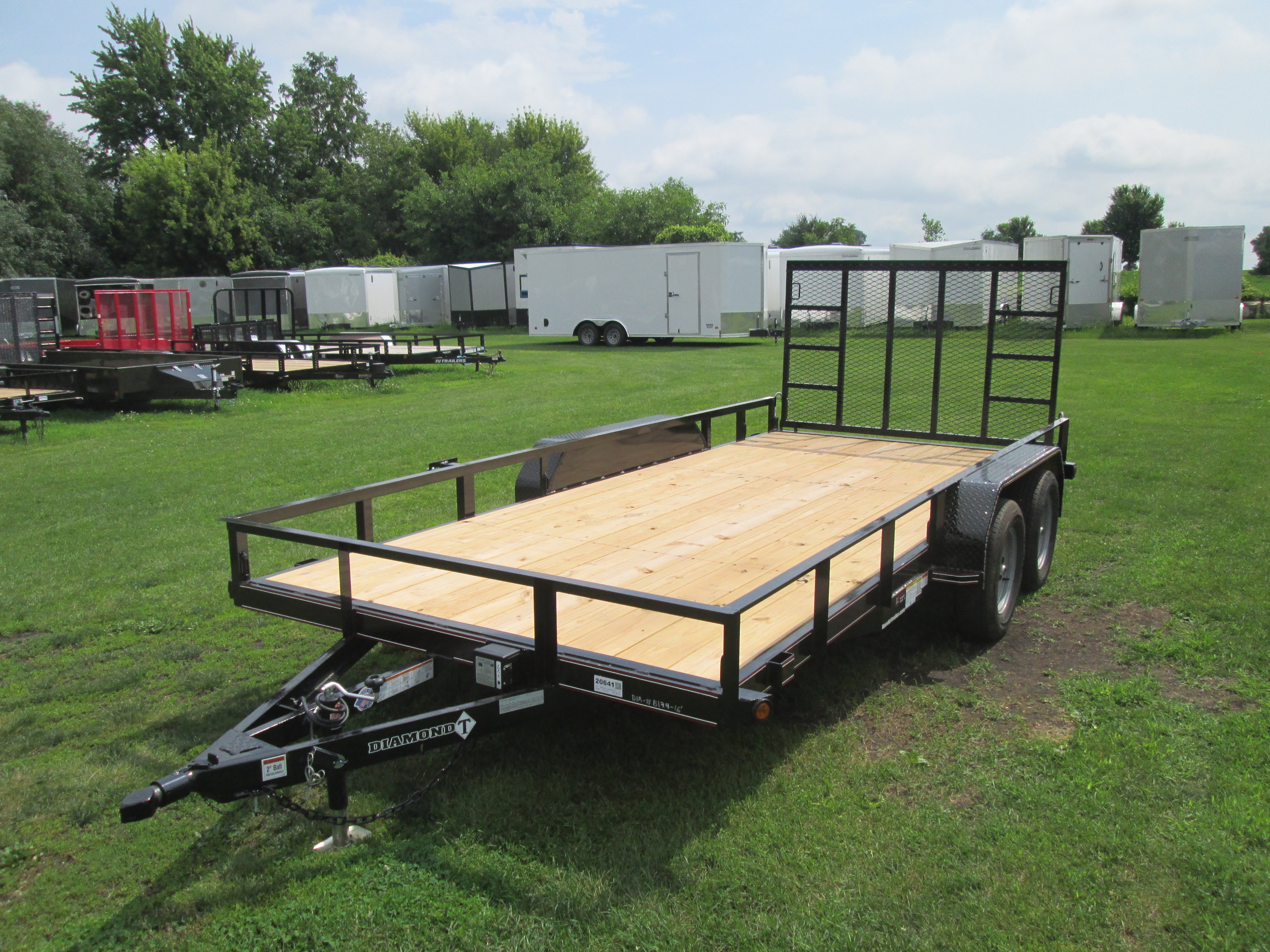 2026 Diamond T 83x16  Utility 8316SUCH