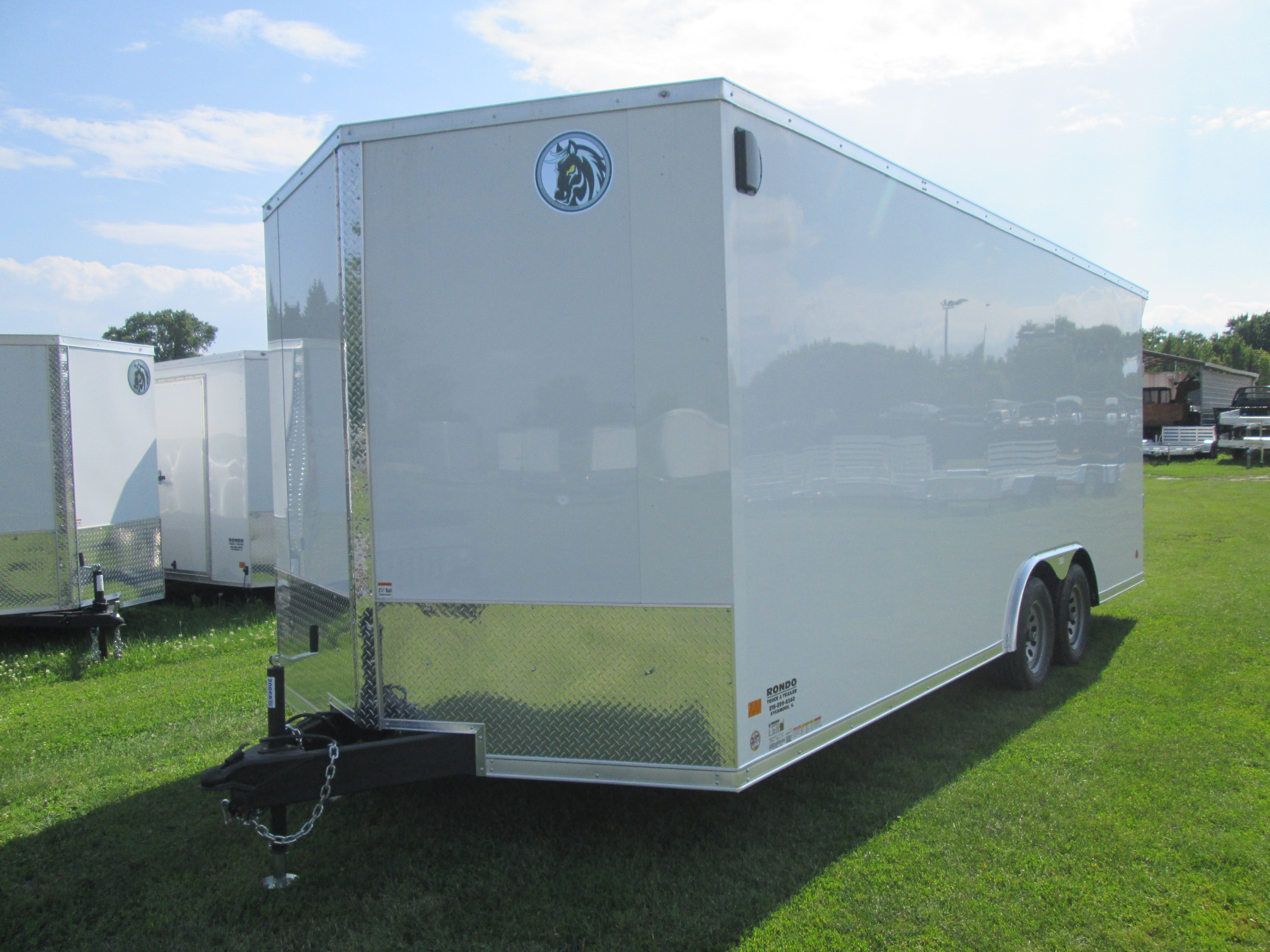 2026 Darkhorse 8.5x20  Enclosed Car Hauler DHW8.5X20TA35