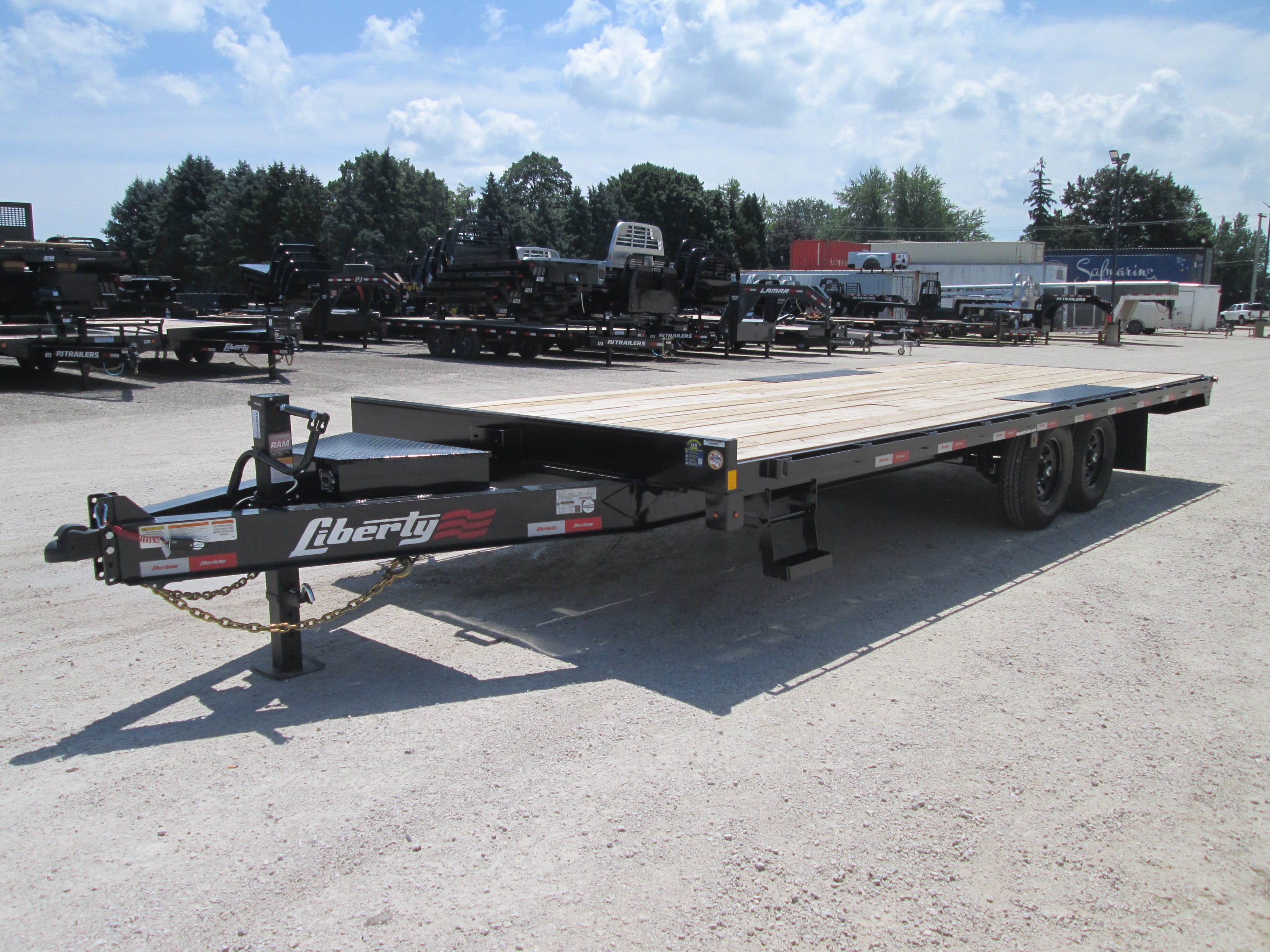 2027 Liberty 102x22  Equipment Deckover LOA14K102X22B8BPWF