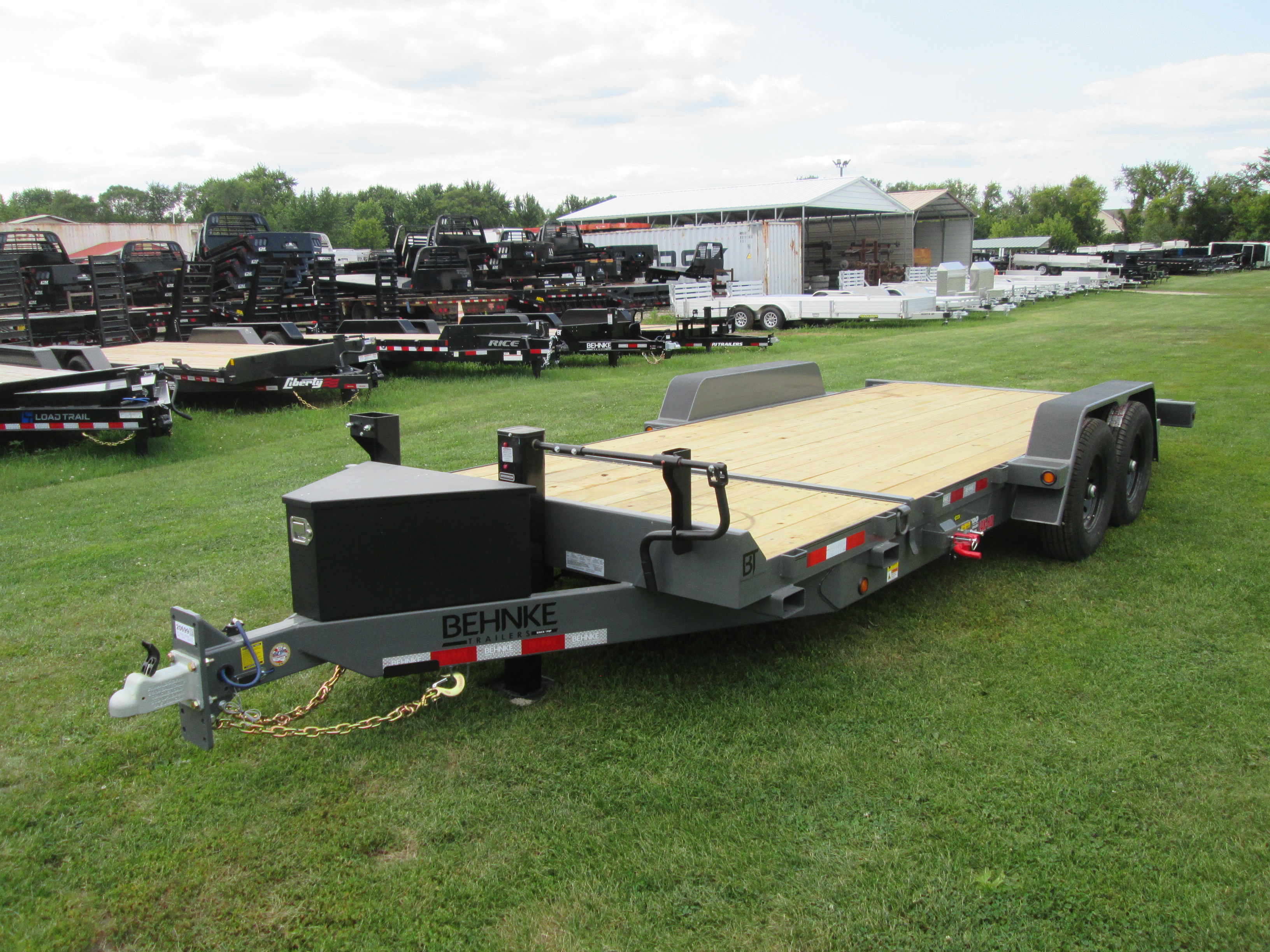 2027 Behnke Trailers 83x20  Equipment Tilt TBCT2014ET