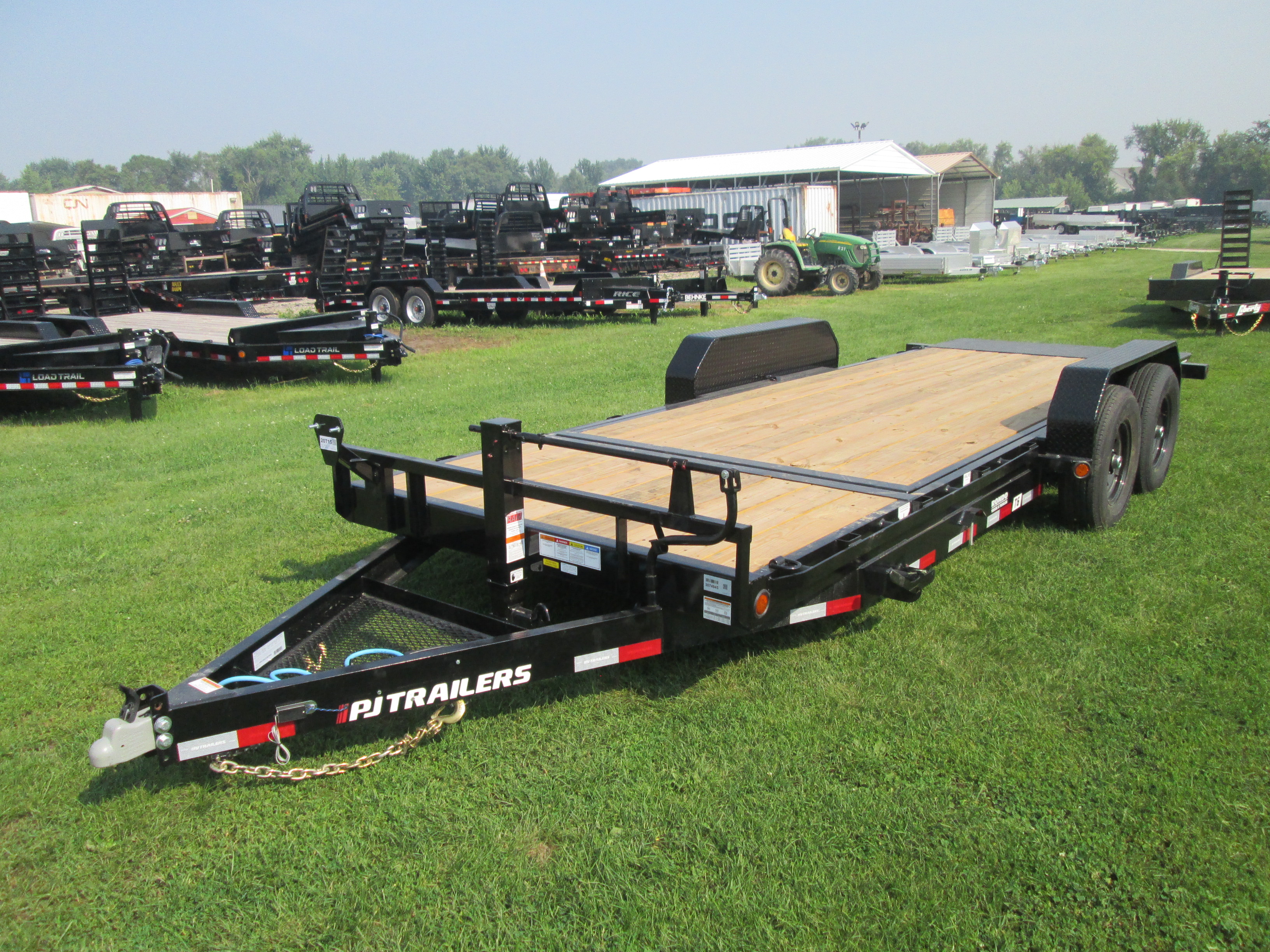 2027 PJ Trailer 82x20 T6 Equipment Tilt T6J2072BTTK
