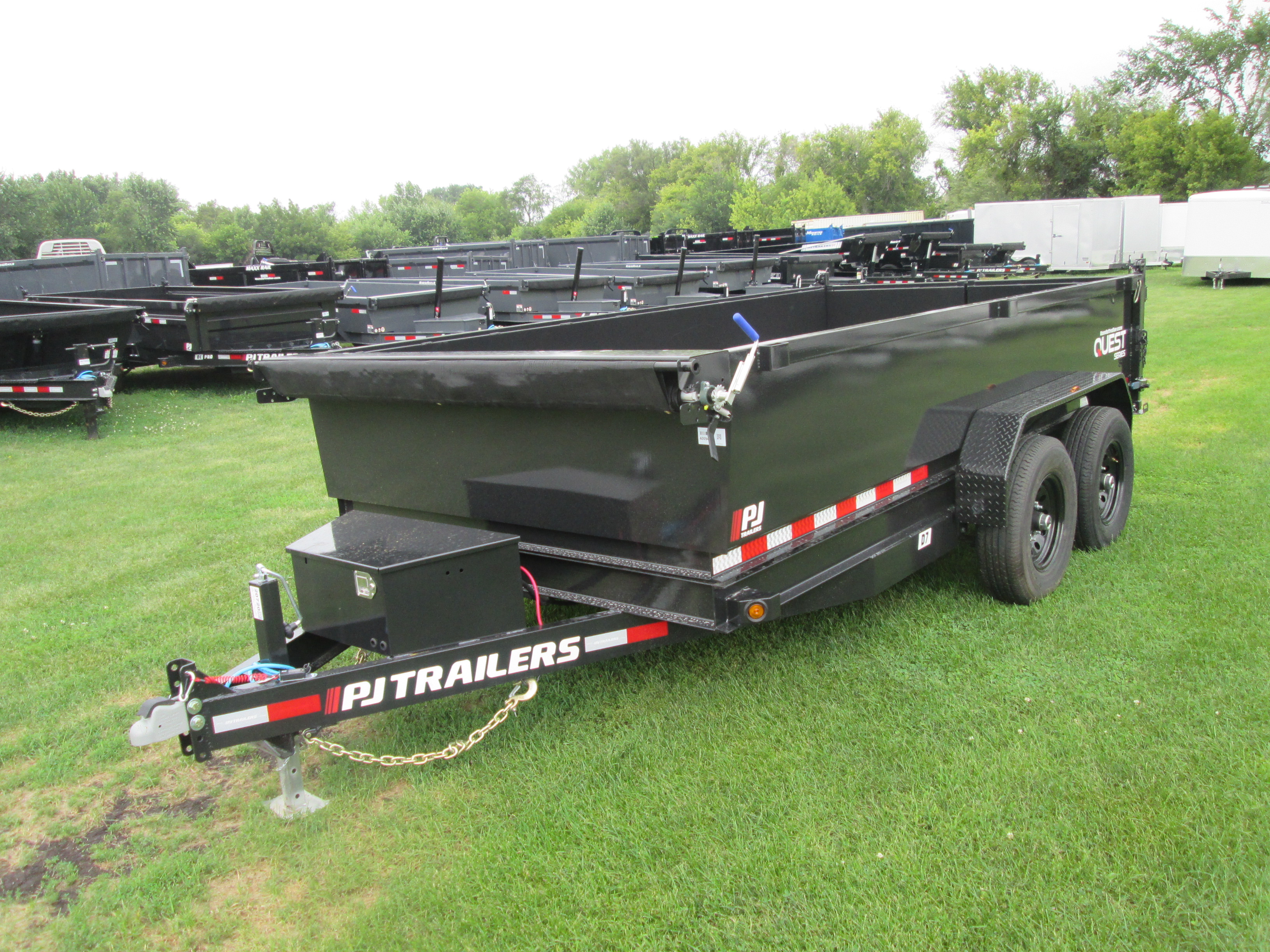 2027 PJ Trailer 83x14 D7 Dump D7J1472BSSK