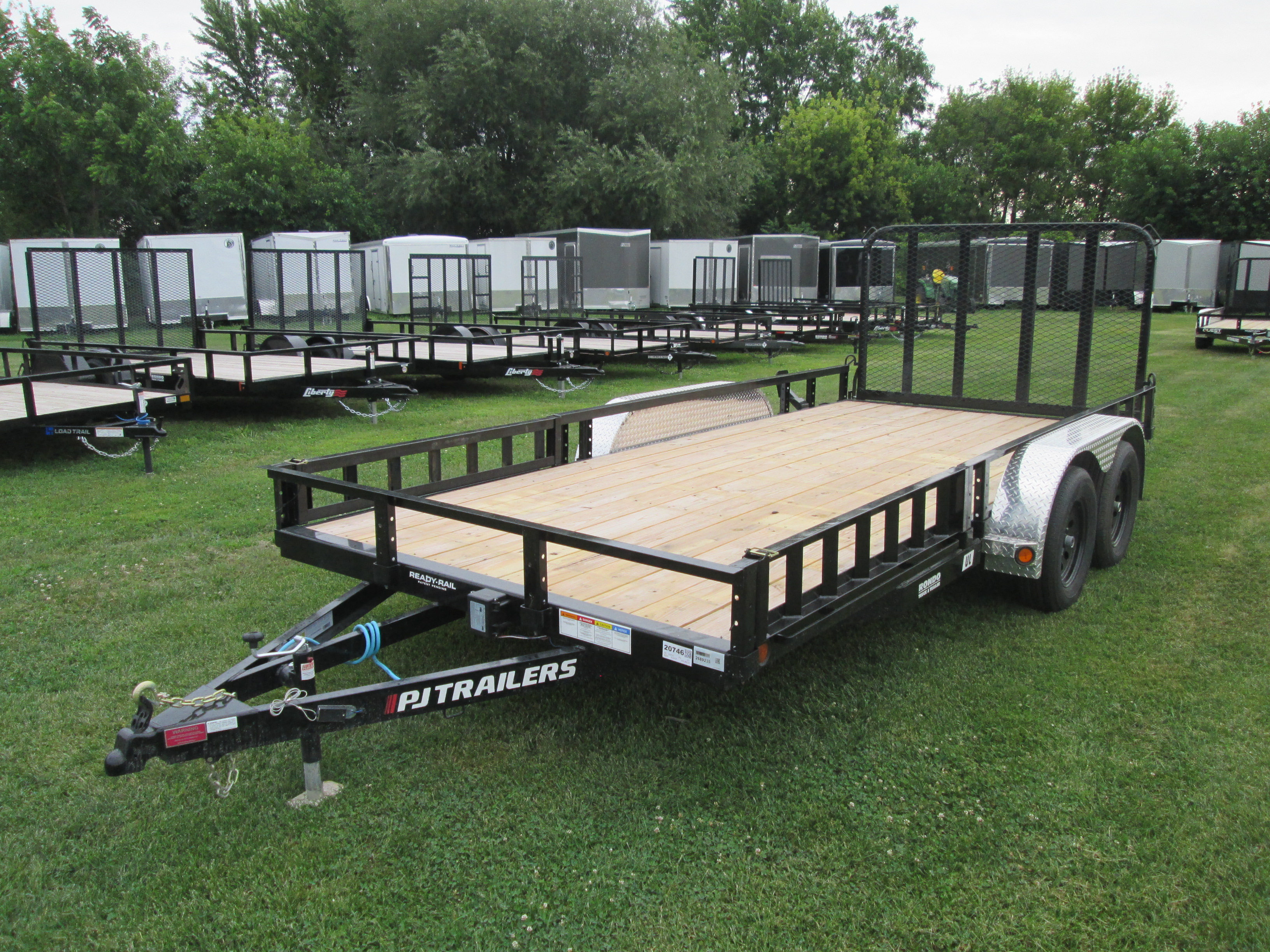 2027 PJ Trailer 83x16 UL Utility UL21632BSFK-ATVR-SP02