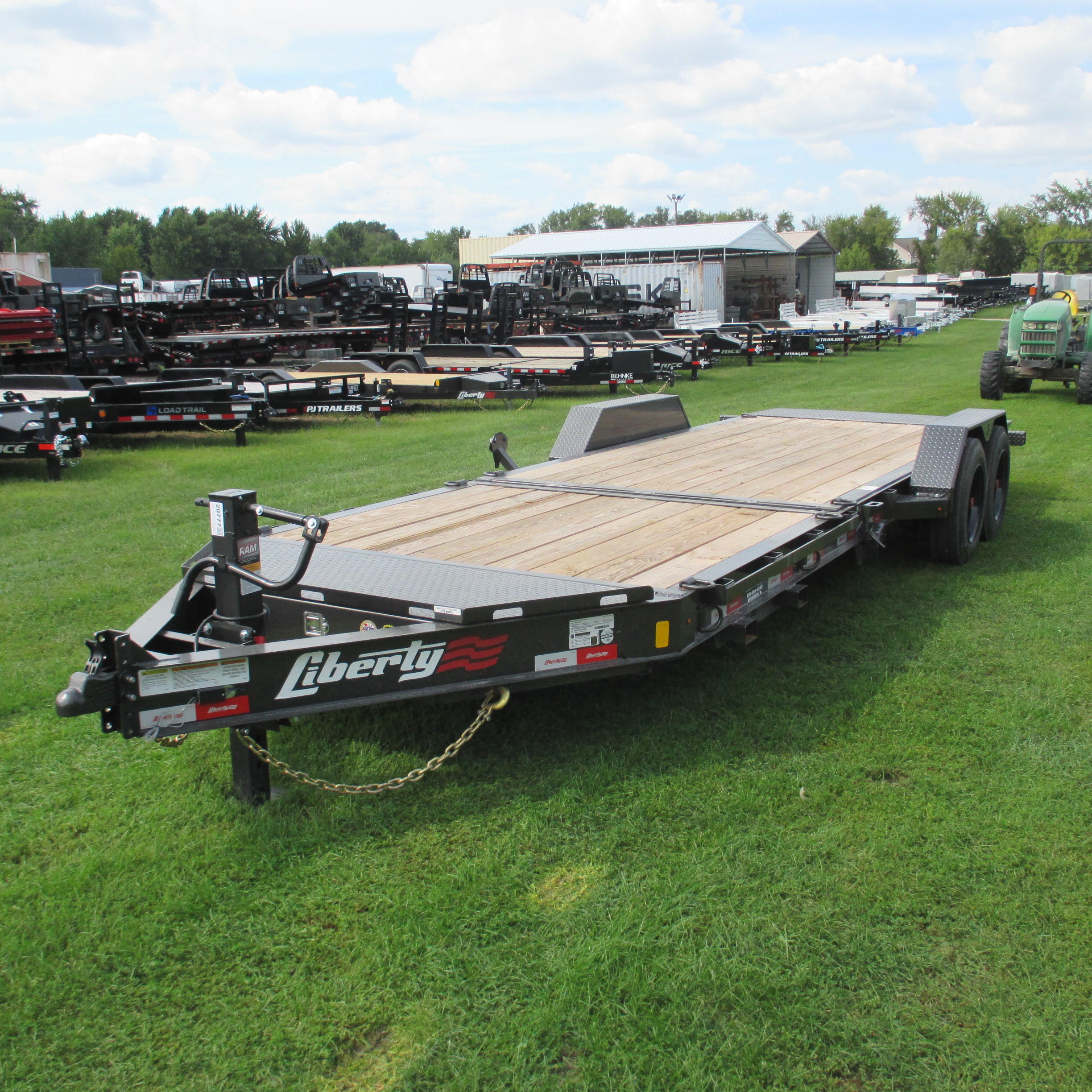 2026 Liberty 83x22  Equipment Tilt LT16K83X22SPB8WF