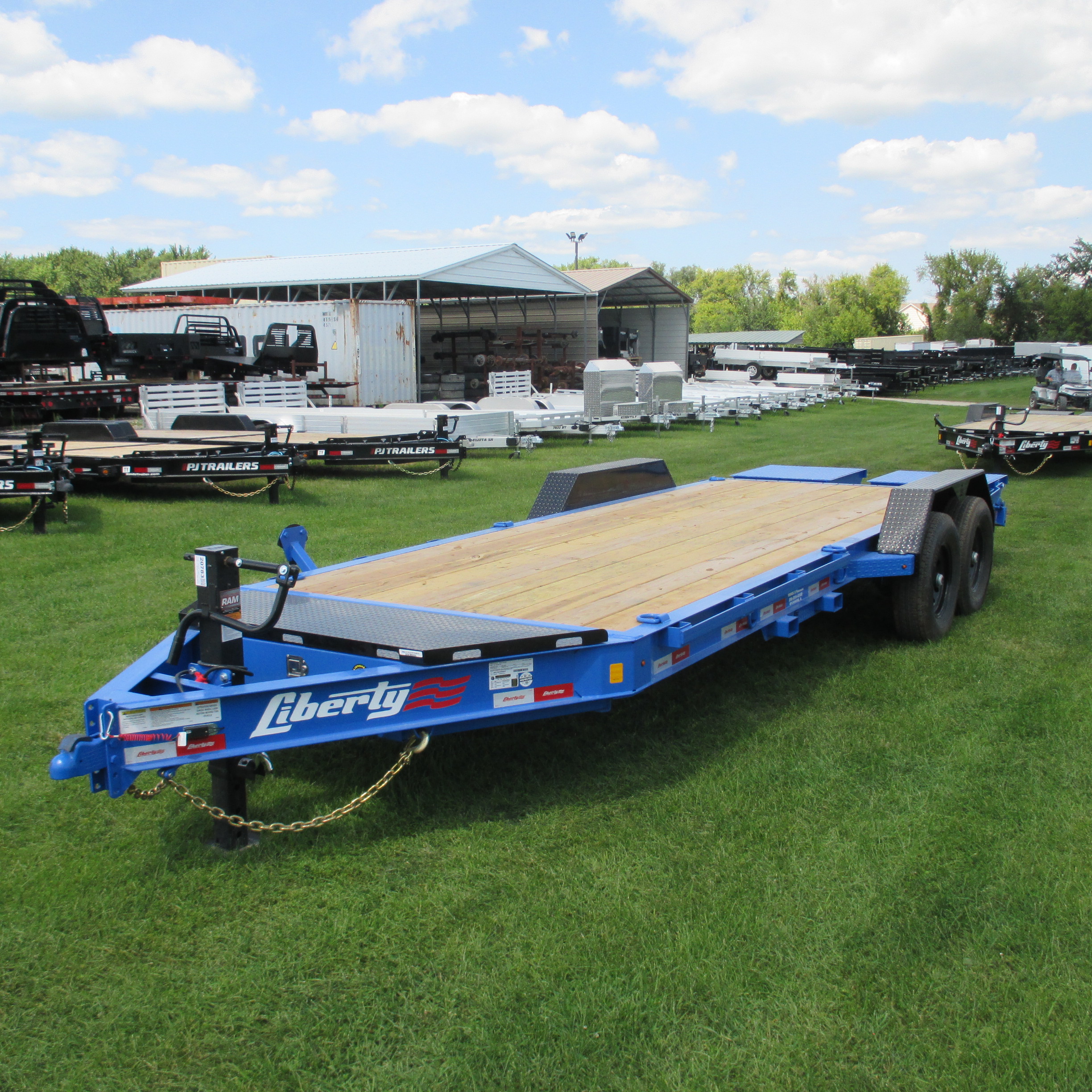 2027 Liberty 83x20  Equipment LE14K83X17+3B8BAR