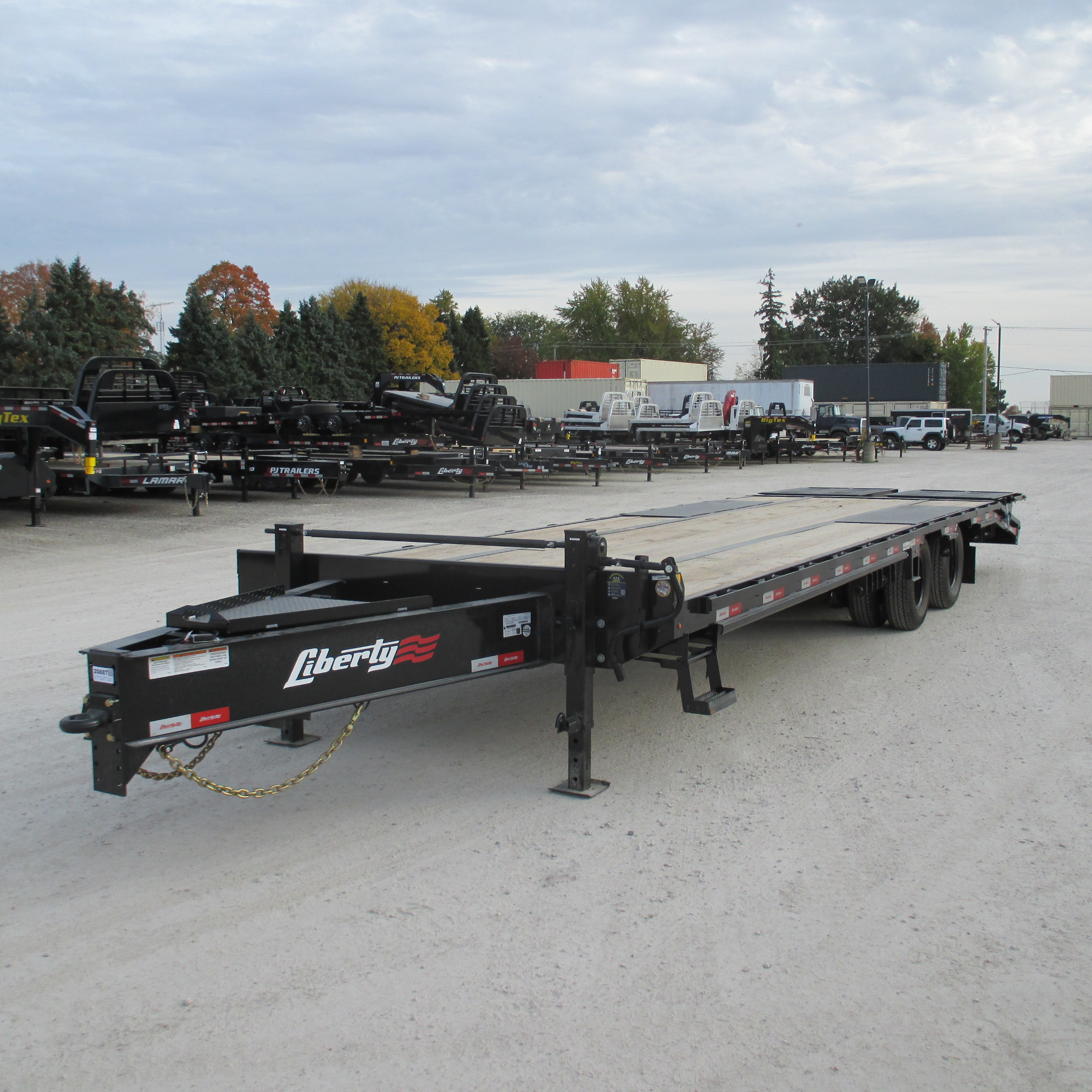 2027 Liberty 102x30  Equipment Deckover LF22K102X25+5B12BPPF PINTLE