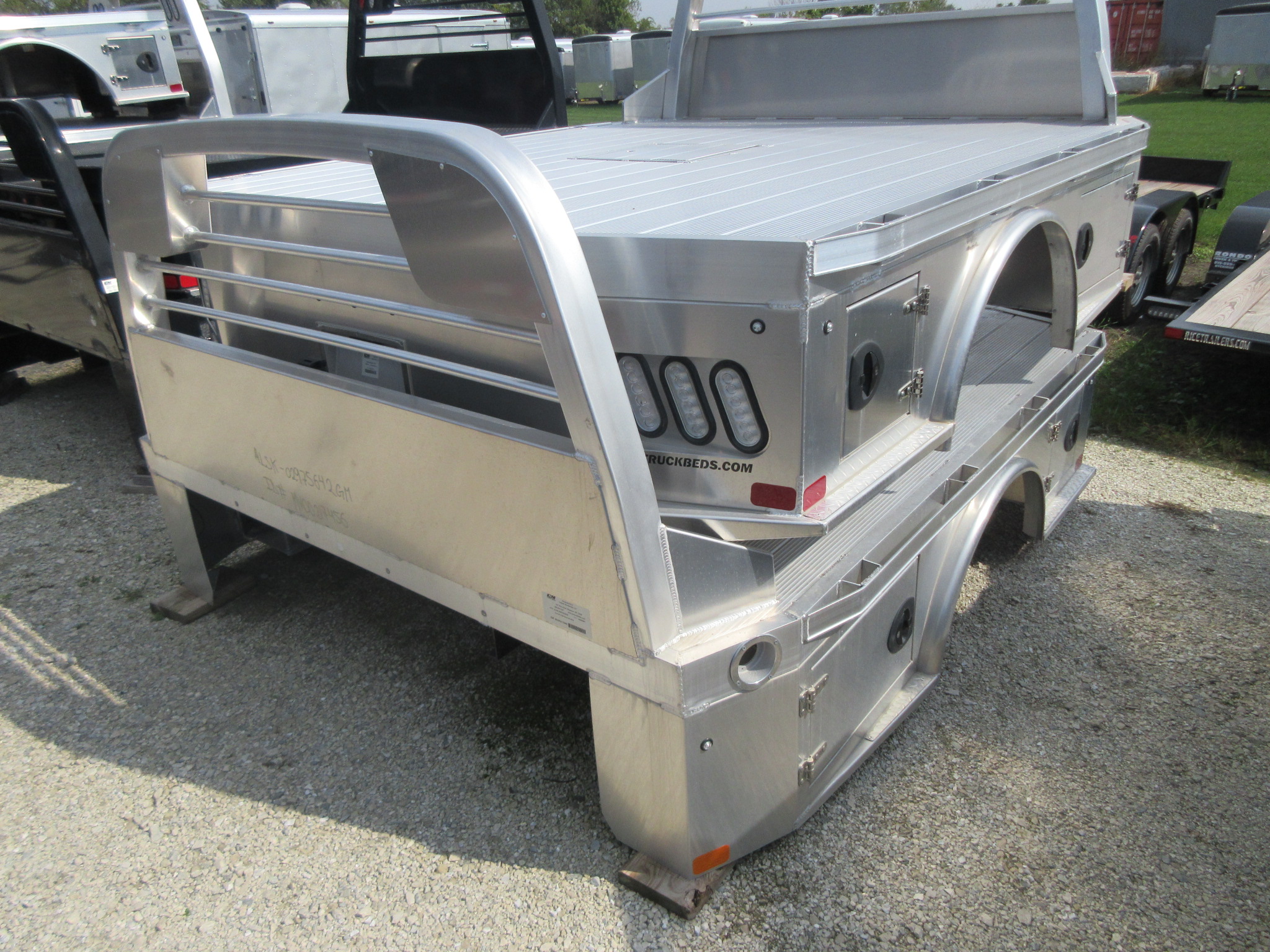 NEW CM 8.5 x 97 ALSK Flatbed Truck Bed