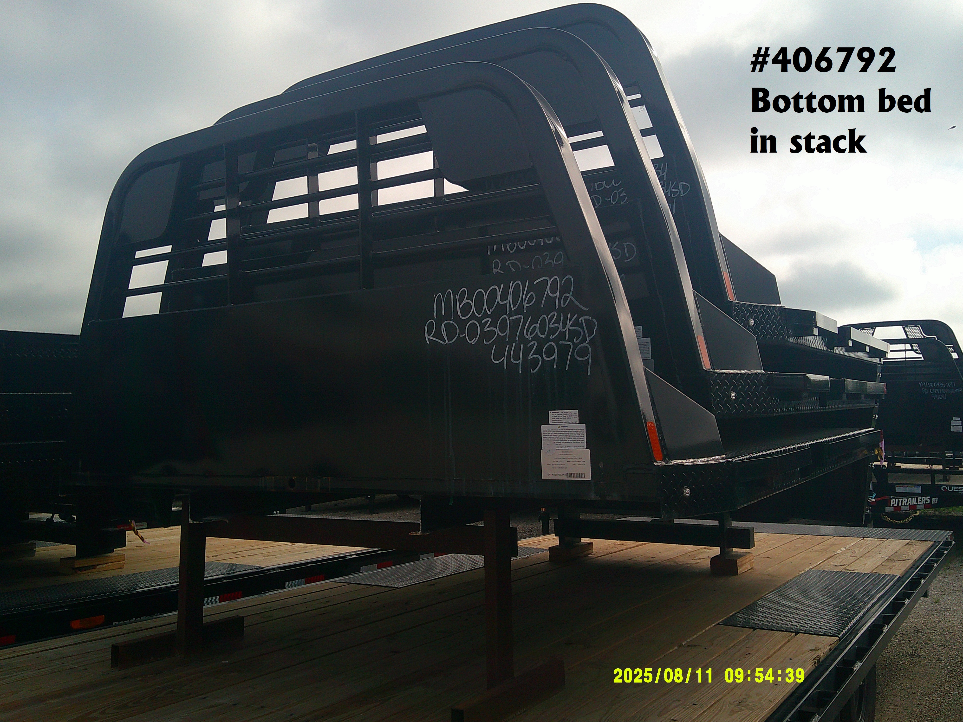 AS IS CM 9.3 x 97 RD Flatbed Truck Bed