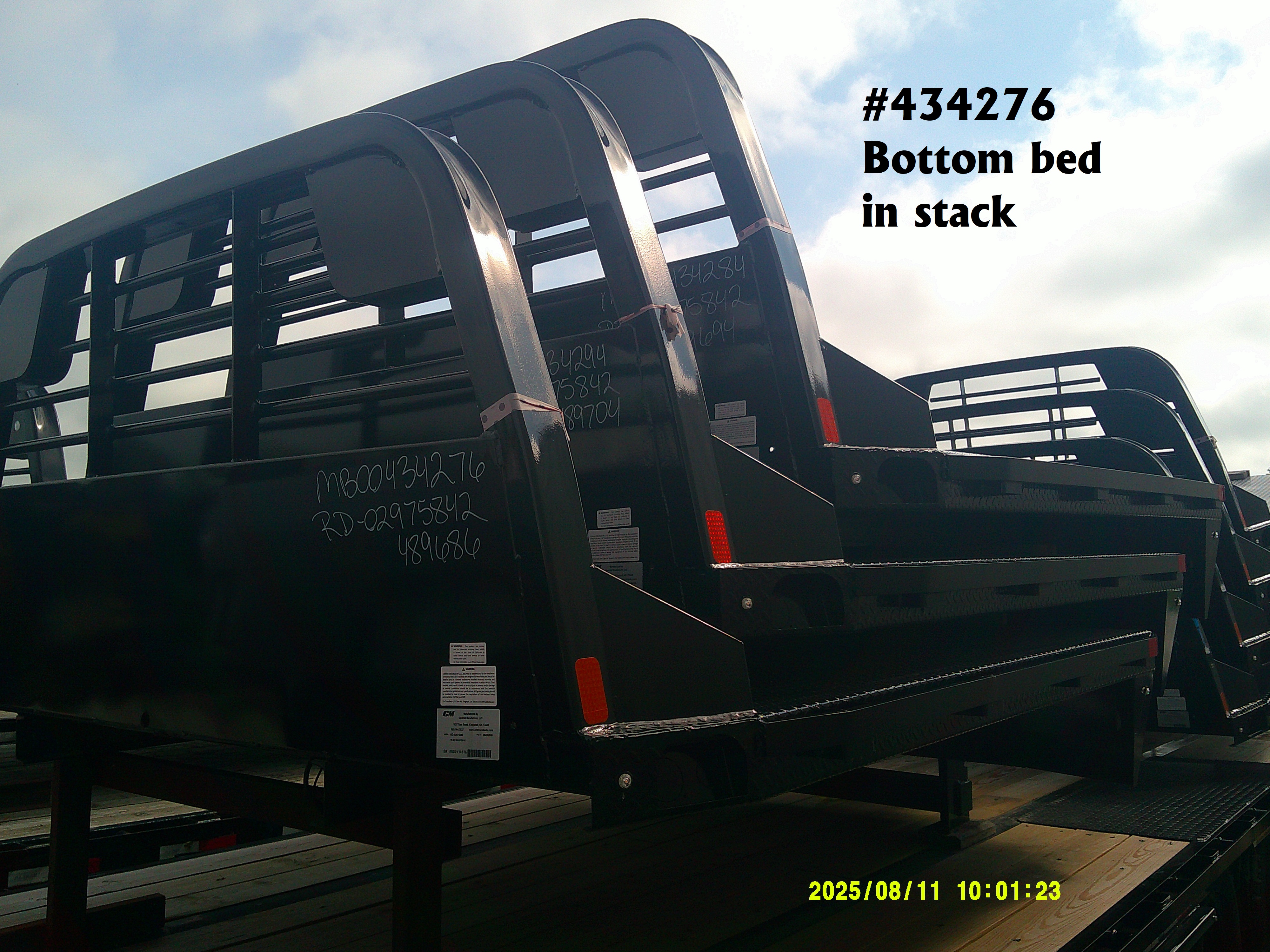 New CM 8.5 x 97 RD Flatbed Truck Bed