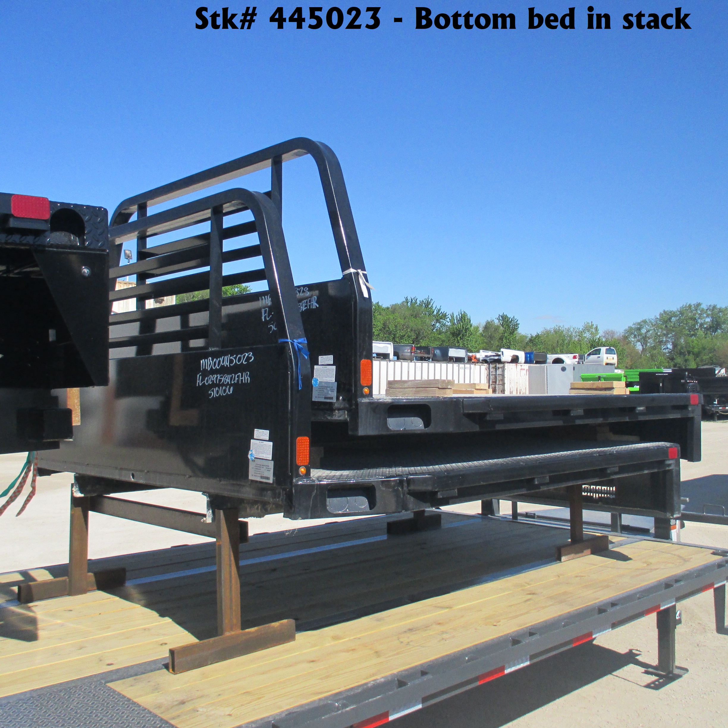 New CM 8.5 x 97 Warrior Flatbed Truck Bed