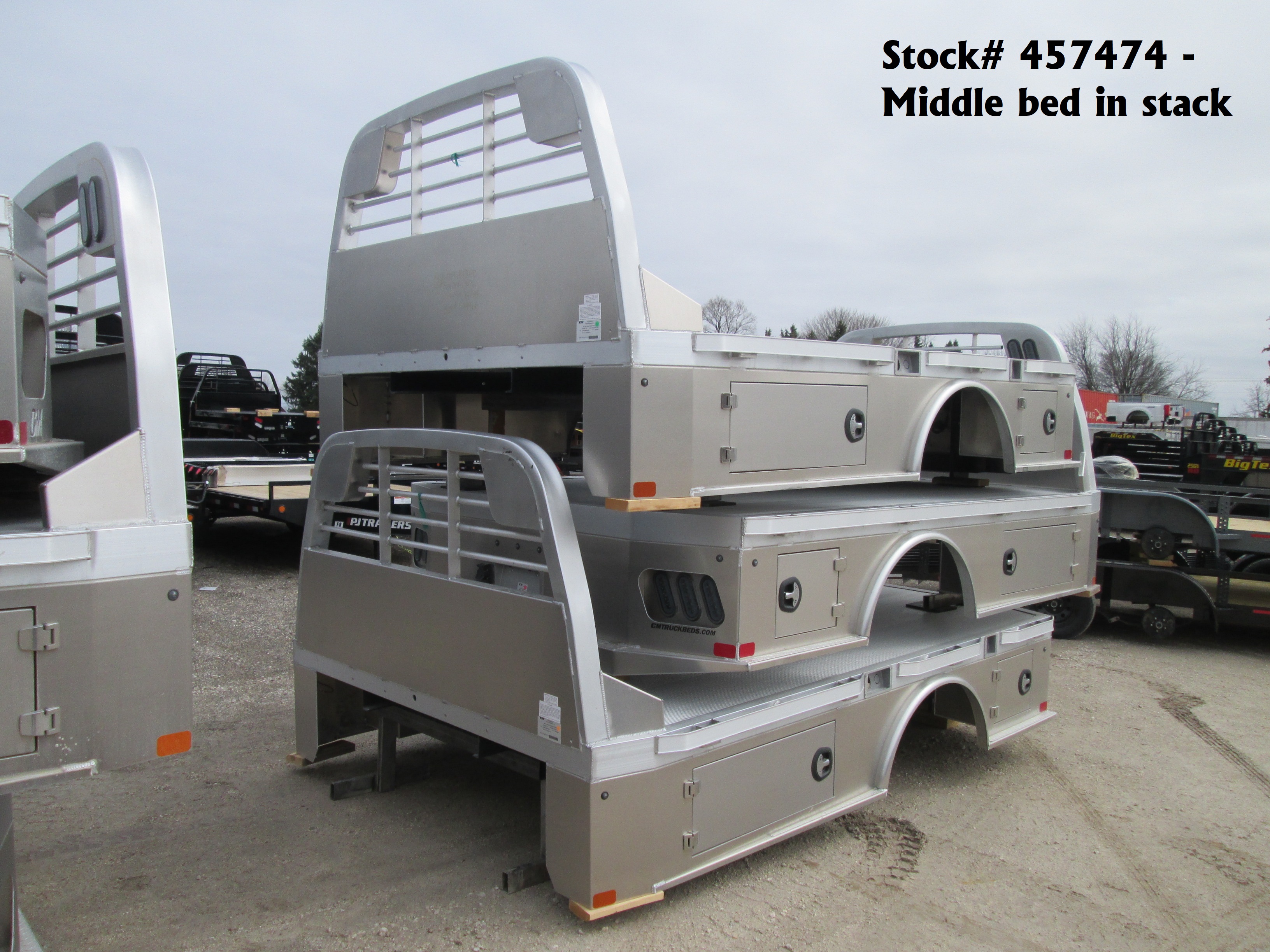 New CM 11.3 x 94 ALSK Flatbed Truck Bed